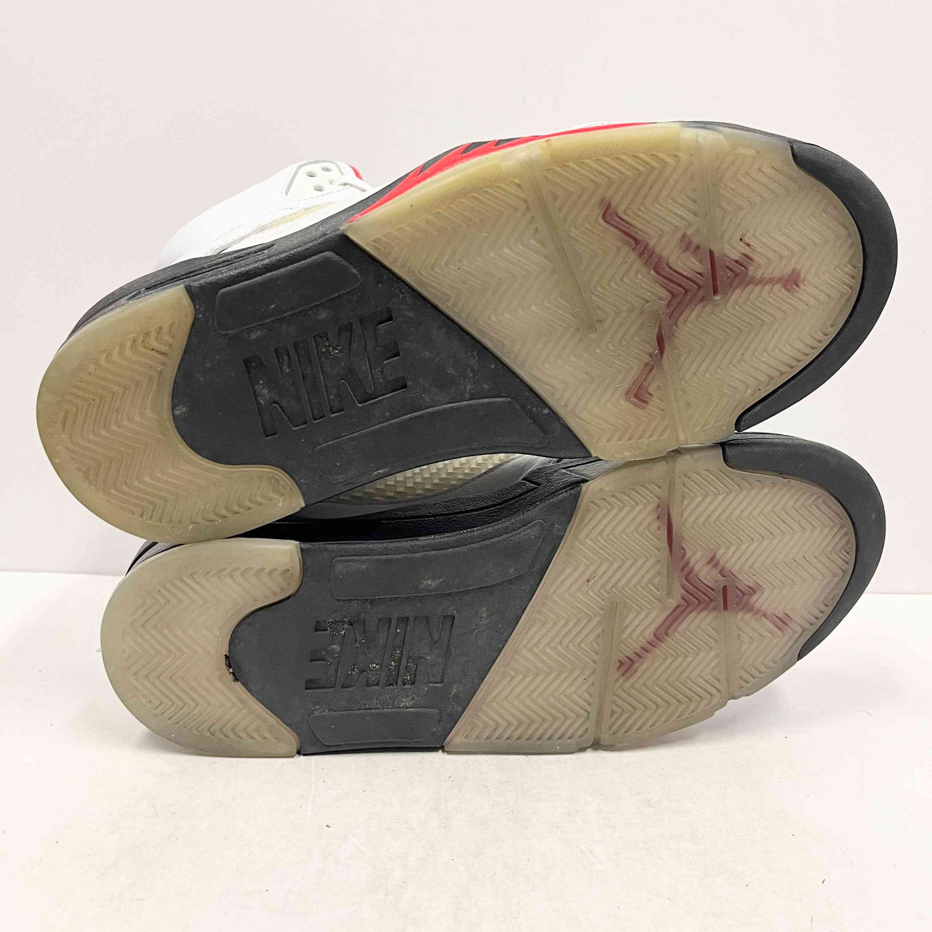 【US9】 AIR JORDAN 5 RETRO FIRE RED 2020 DA1911-102 【USED】