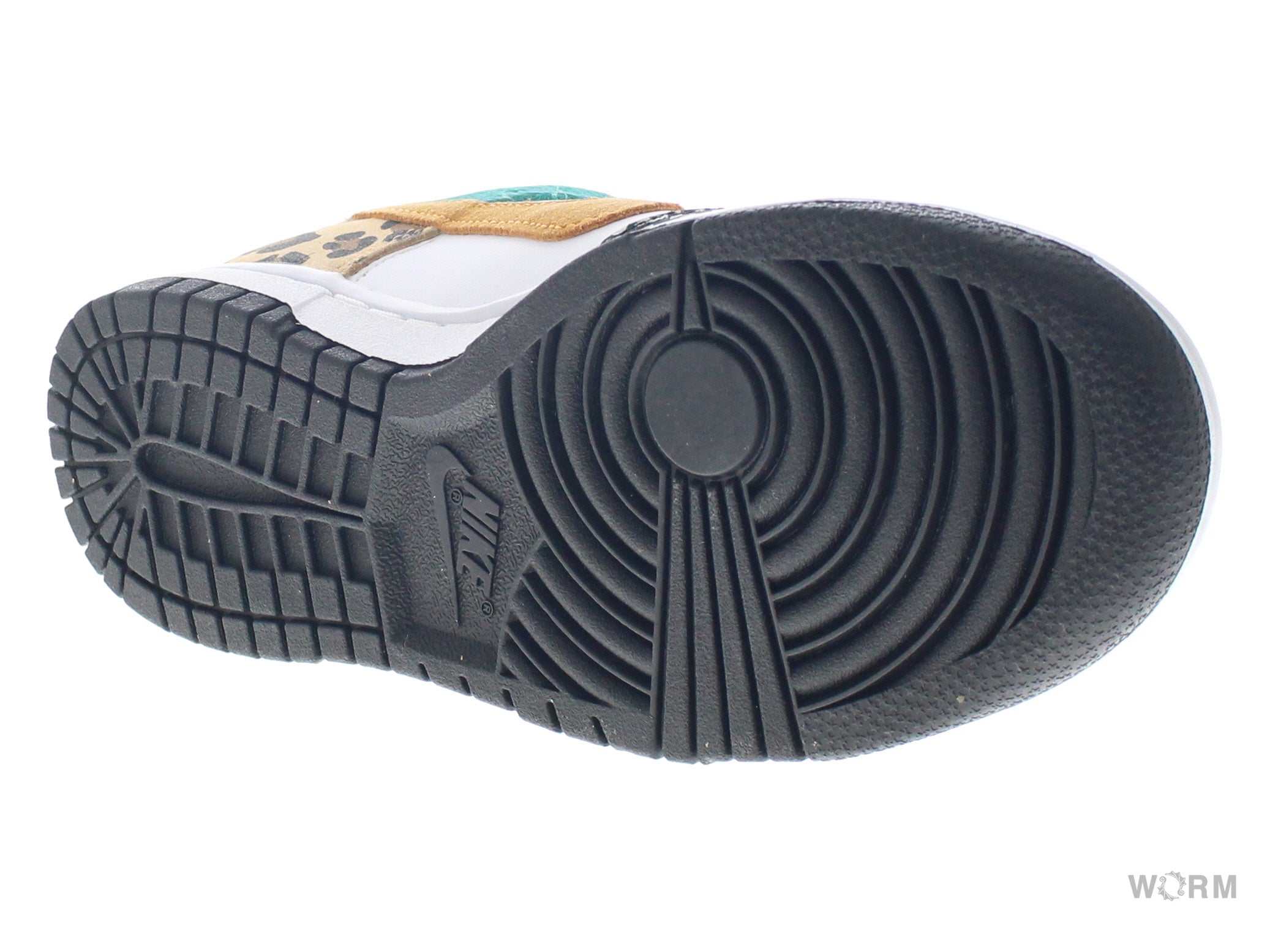 【W US6】 NIKE W DUNK LOW SE DN3866-100 【DS】-WORM TOKYO-WORM TOKYO WEB STORE-100% Authentic Sneakers