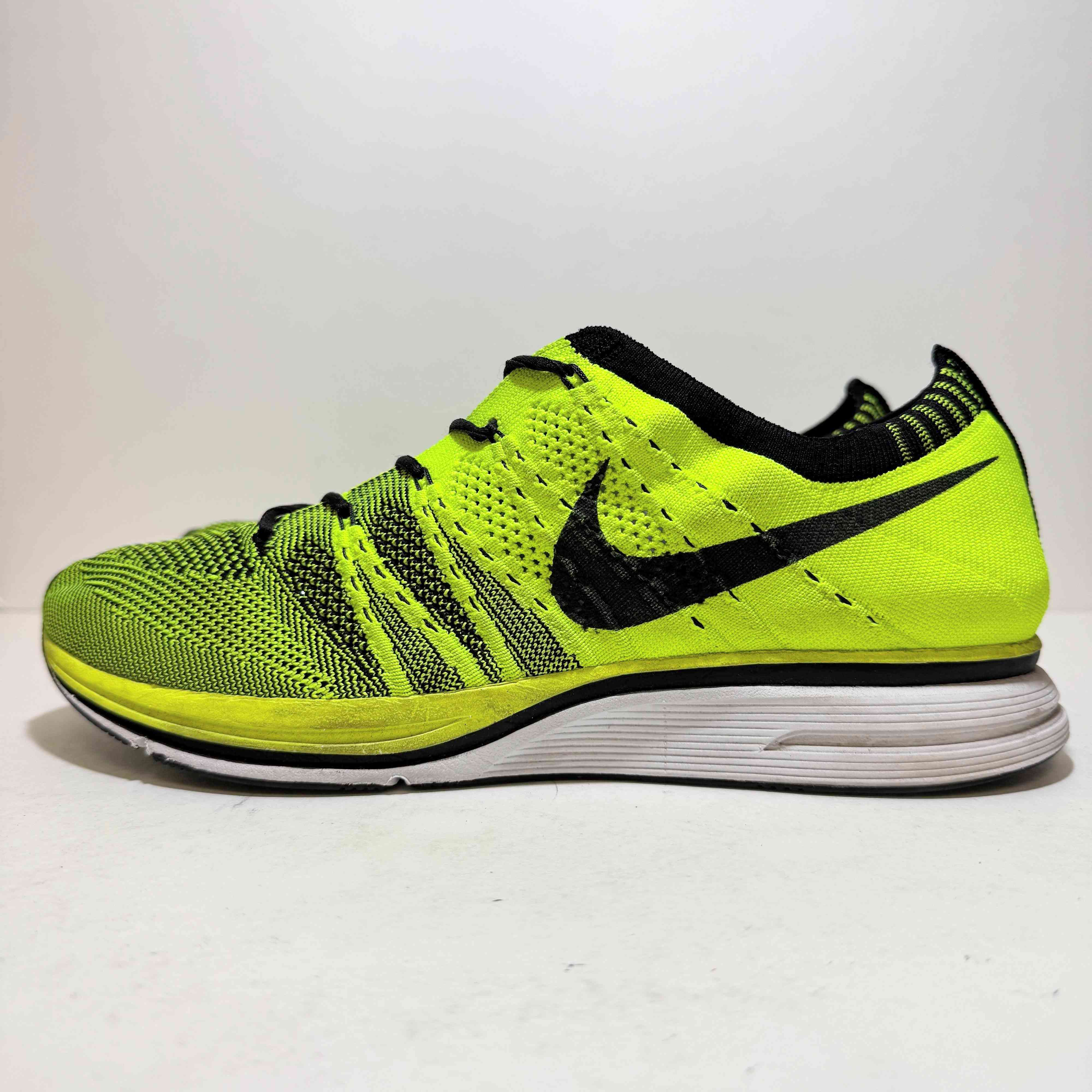 【US9.5】 NIKE FLYKNIT TRANER USA 532983-700 【USED】 箱無-WORM OSAKA-WORM TOKYO WEB STORE-100% Authentic Sneakers