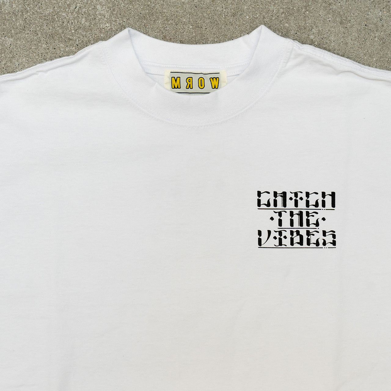 CATCH THE VIBES LOGO TEE White XXL-WORM TOKYO-WORM TOKYO WEB STORE-100% Authentic Sneakers