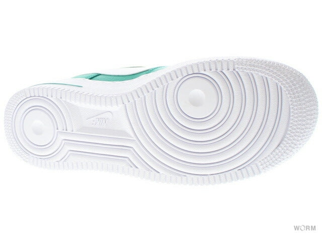 【US9.5】 NIKE AIR FORCE 1 07 LV8 NBA 823511-302 【DS】