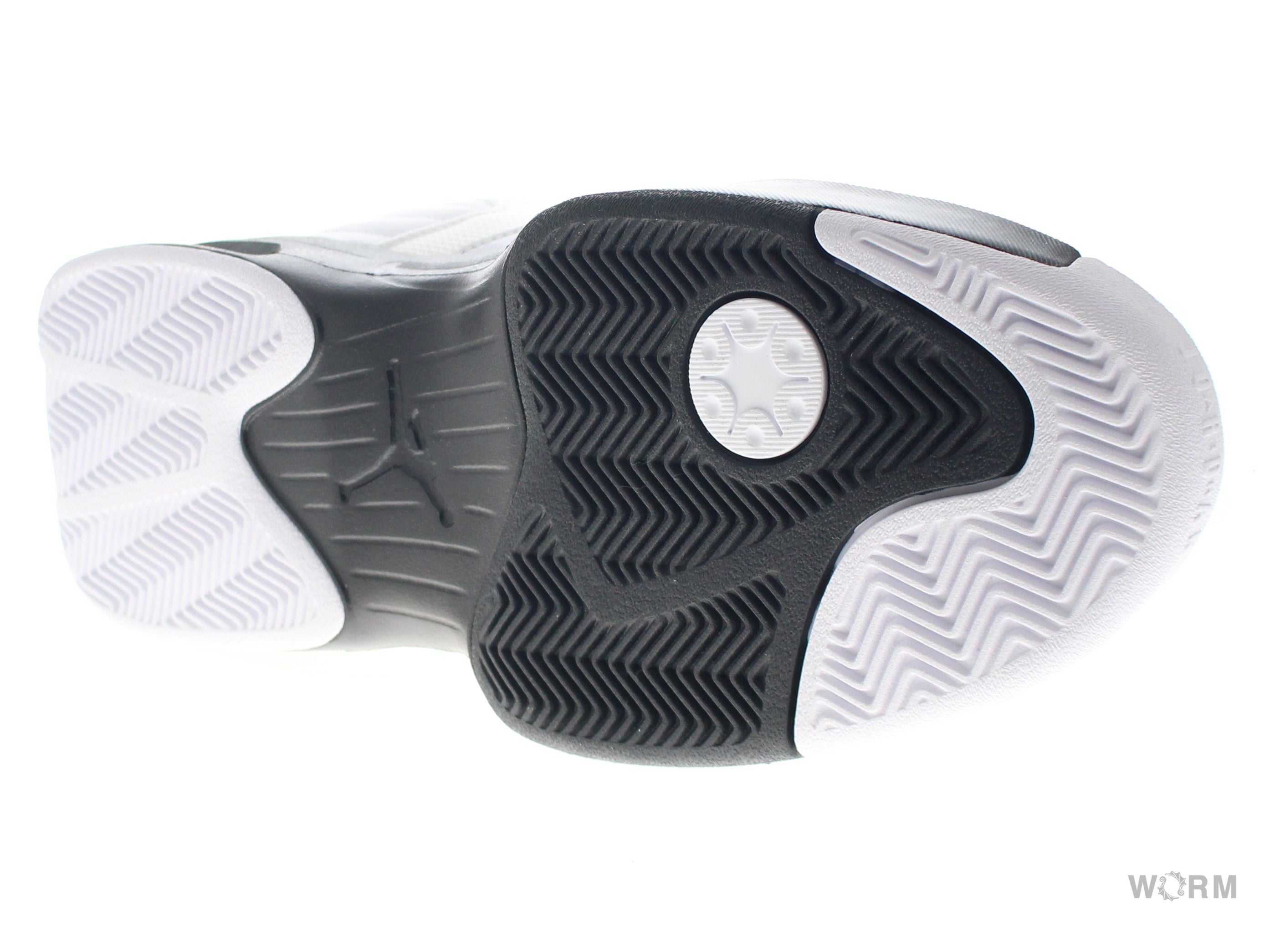 【US10.5】 JORDAN MAX AURA 6 FQ8298-101 【DS】