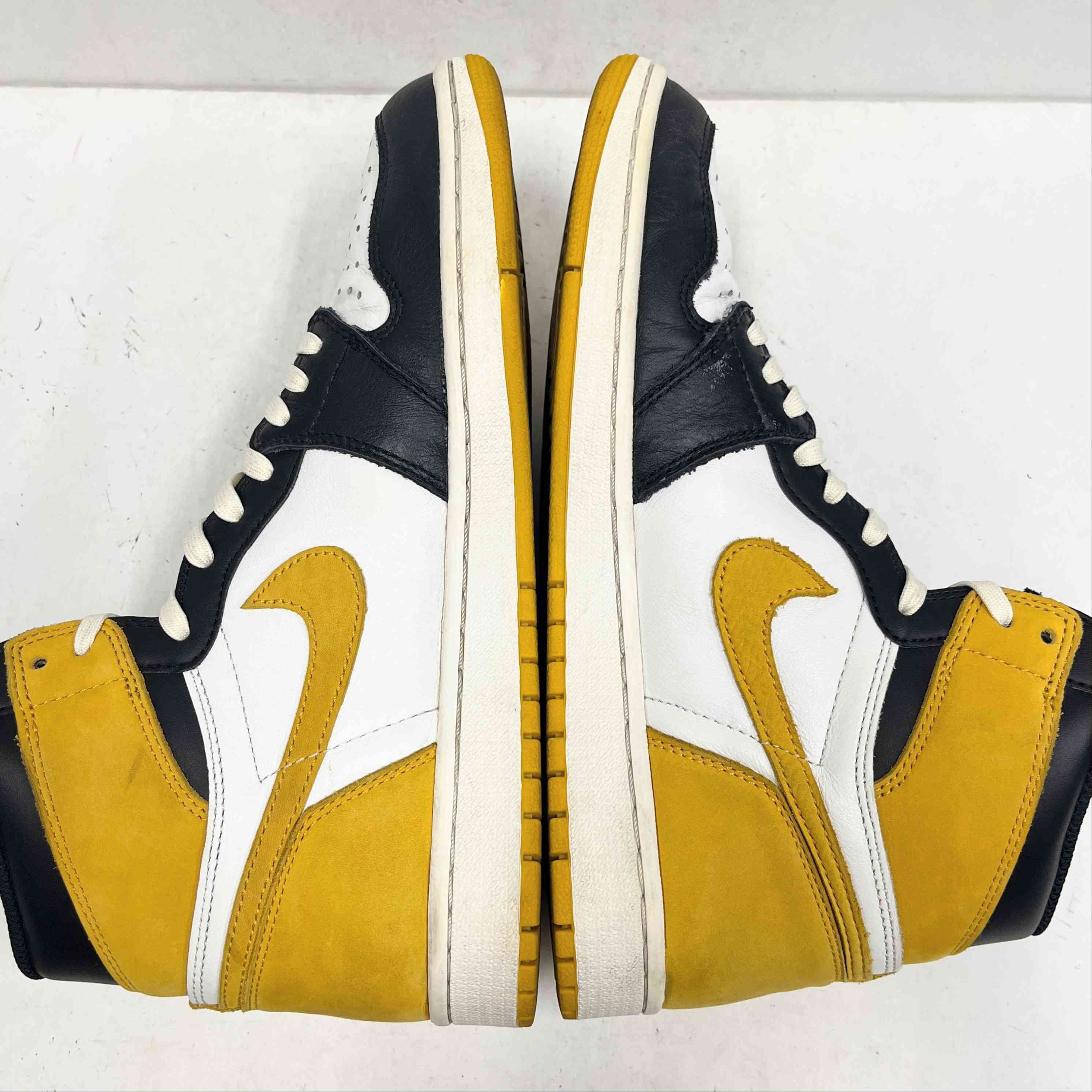 【US10.5】 AIR JORDAN 1 RETRO HIGH OG 555088-109 【USED】 箱無
