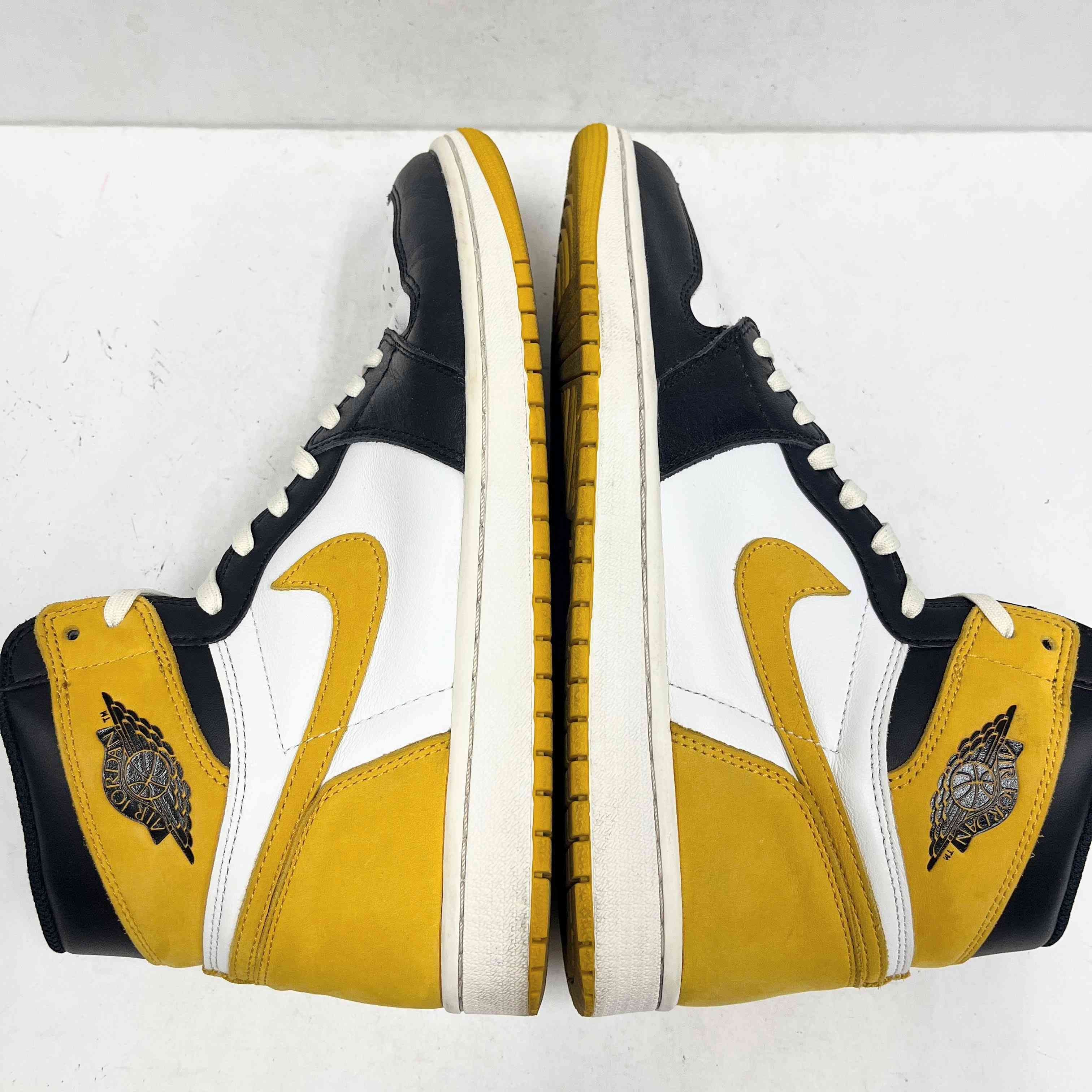 【US10.5】 AIR JORDAN 1 RETRO HIGH OG 555088-109 【USED】 箱無