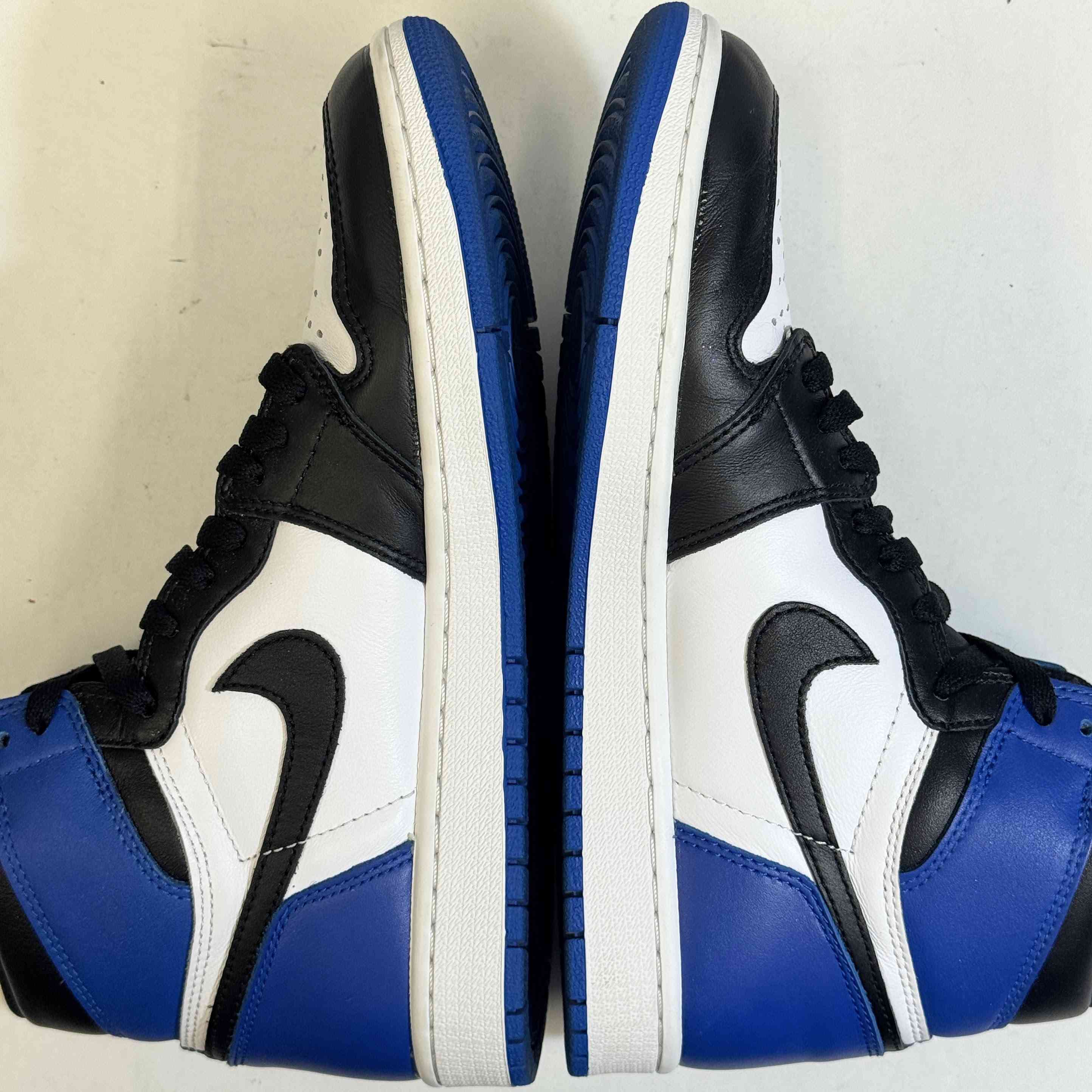 【US9】 AIR JORDAN 1 X FRAGMENT FRAGMENT DESIGN 716371-040 【USED】