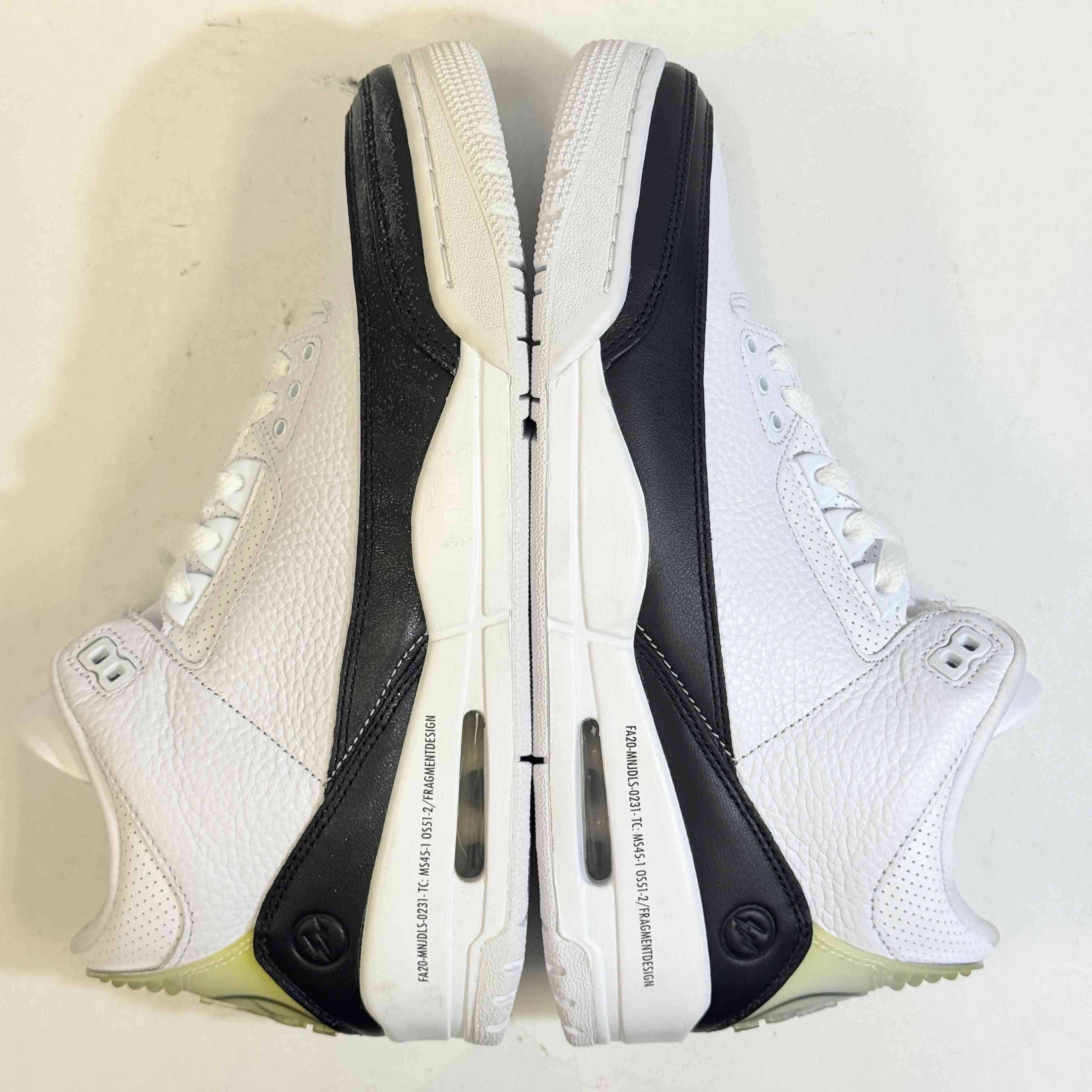【US9】 AIR JORDAN 3 RETRO SP FRAGMENT DESIGN DA3595-100 【USED】
