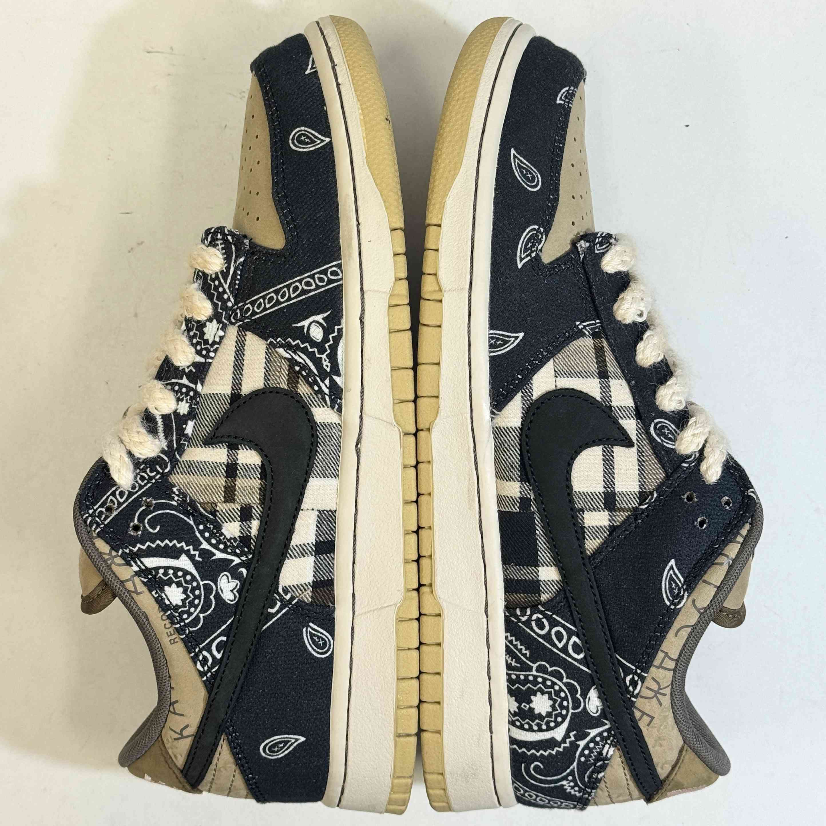 【US9】 NIKE SB SB DUNK LOW PRM QS TRAVIS SCOTT CT5053-001 【USED】