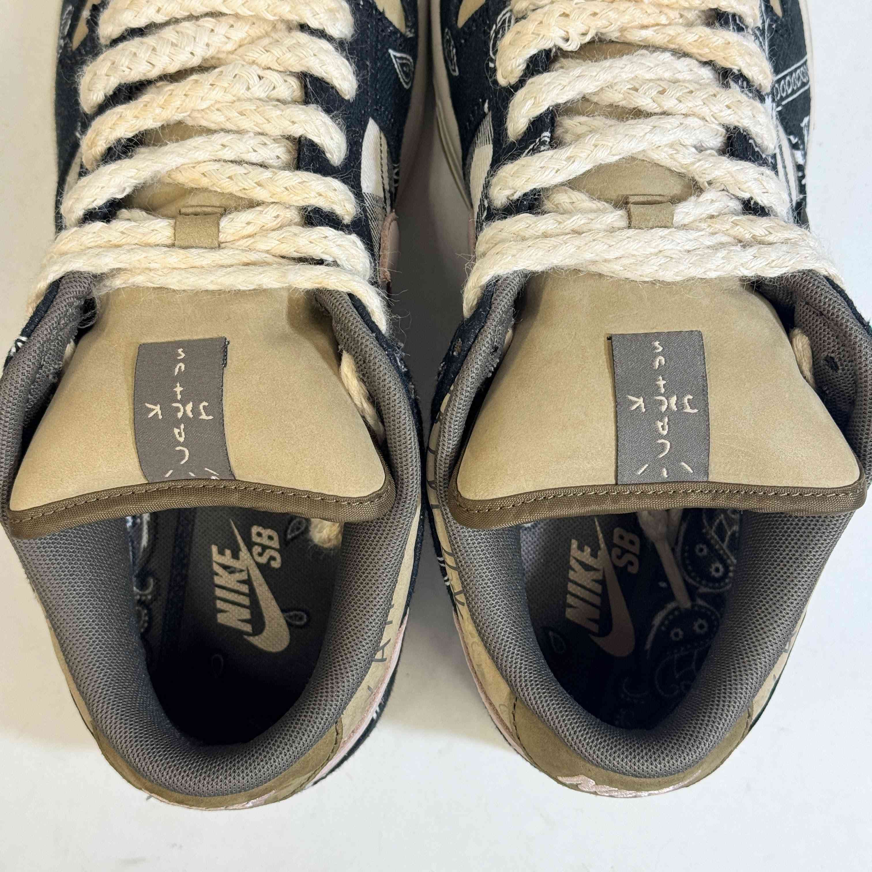 【US9】 NIKE SB SB DUNK LOW PRM QS TRAVIS SCOTT CT5053-001 【USED】