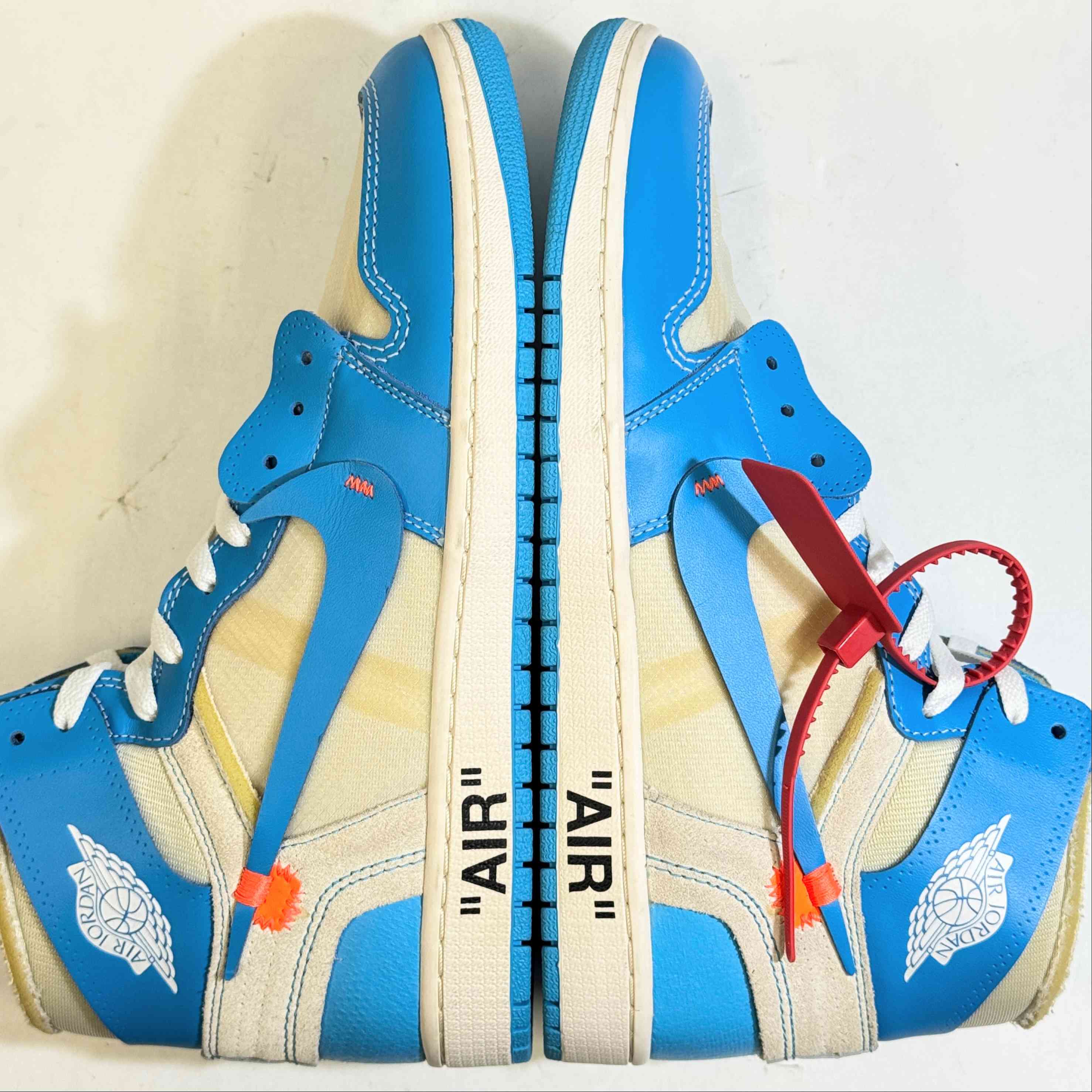 【US10.5】 AIR JORDAN 1 × OFF-WHITE NRG AQ0818-148 【USED】