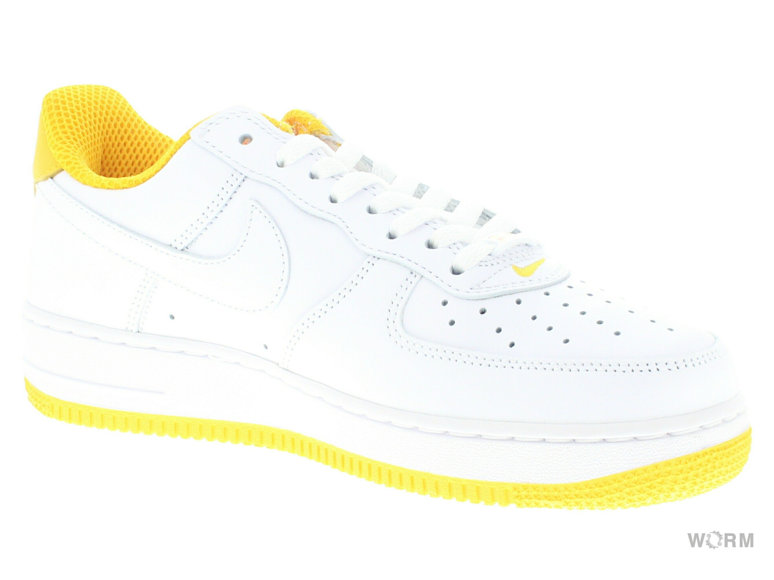 【US9】 NIKE AIR FORCE 1 LOW RETRO QS DX1156-101 【DS】