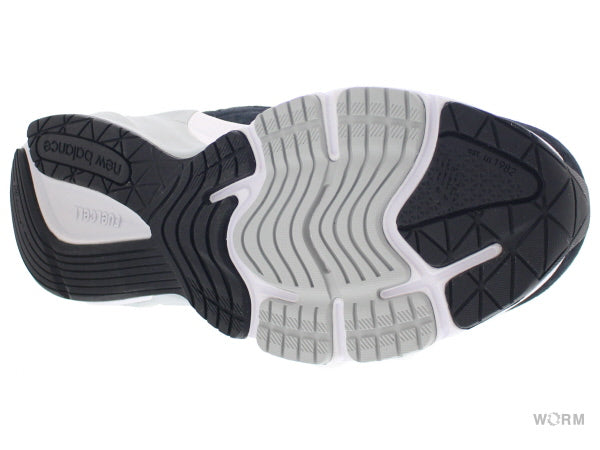 【US10.5】 New Balance M990NV6 【DS】