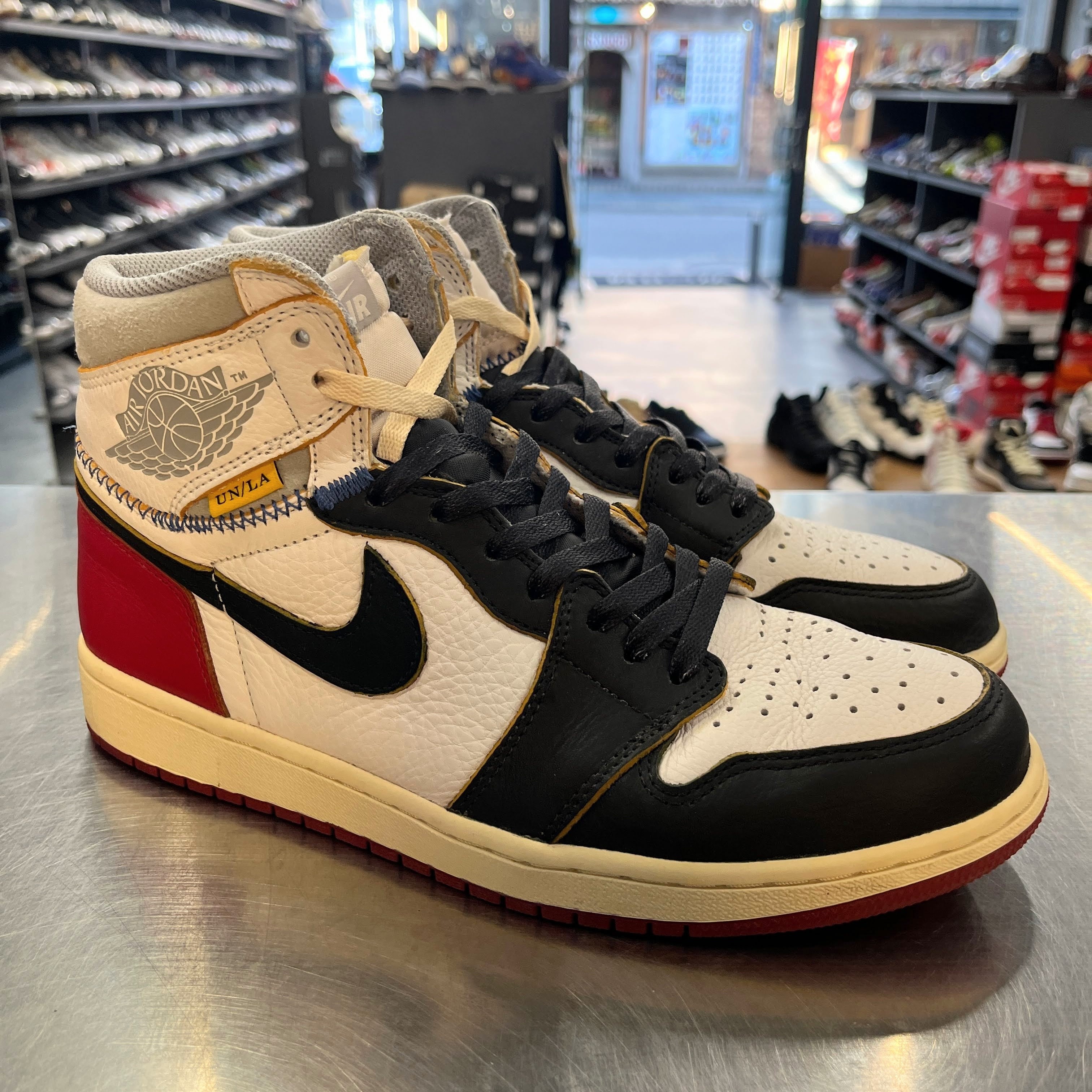 【US10】 AIR JORDAN 1 RETRO HI NRG UNION BV1300-106 【USED】
