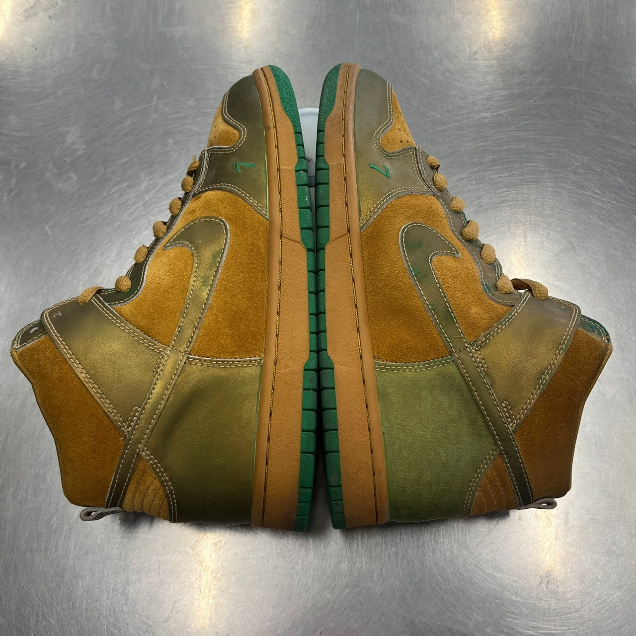 【US10】 NIKE SB DUNK HIGH PRO SB 305050-771 【USED】