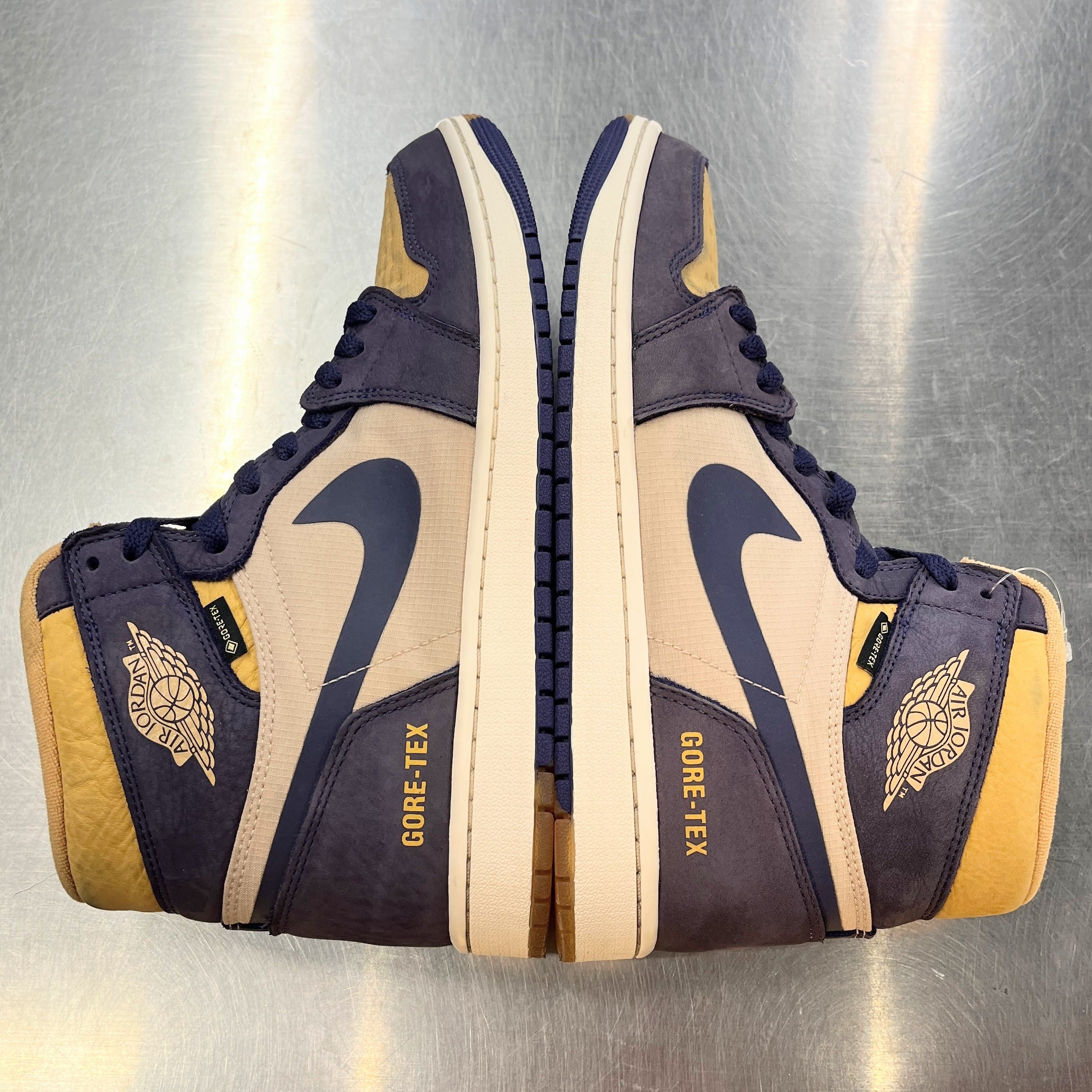 【US10.5】 AIR JORDAN 1 ELEMENT Gore-Tex Sky J Purple DB2889-501 【USED】