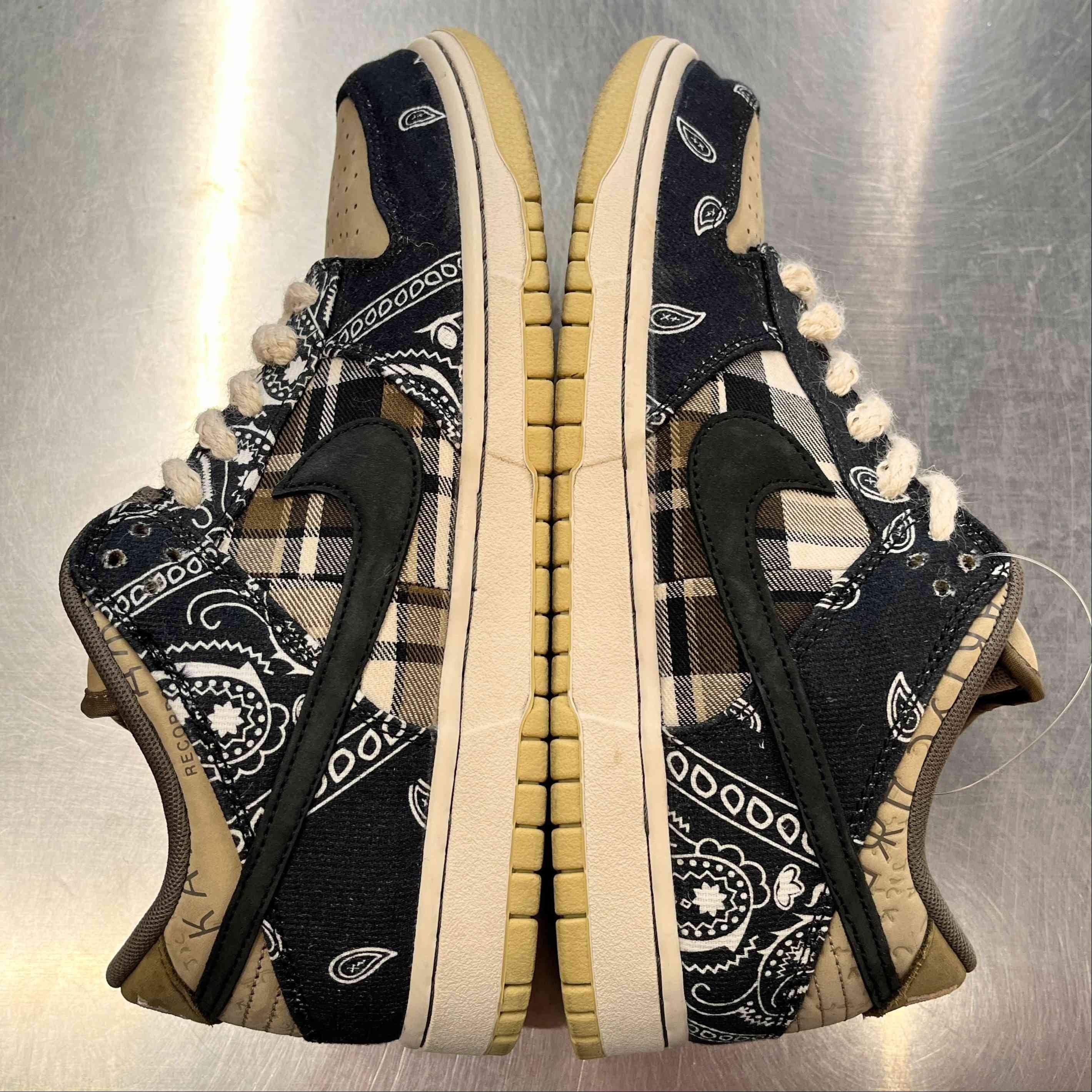【US9.5】 NIKE SB SB DUNK LOW PRM QS TRAVIS SCOTT CT5053-001 【USED】