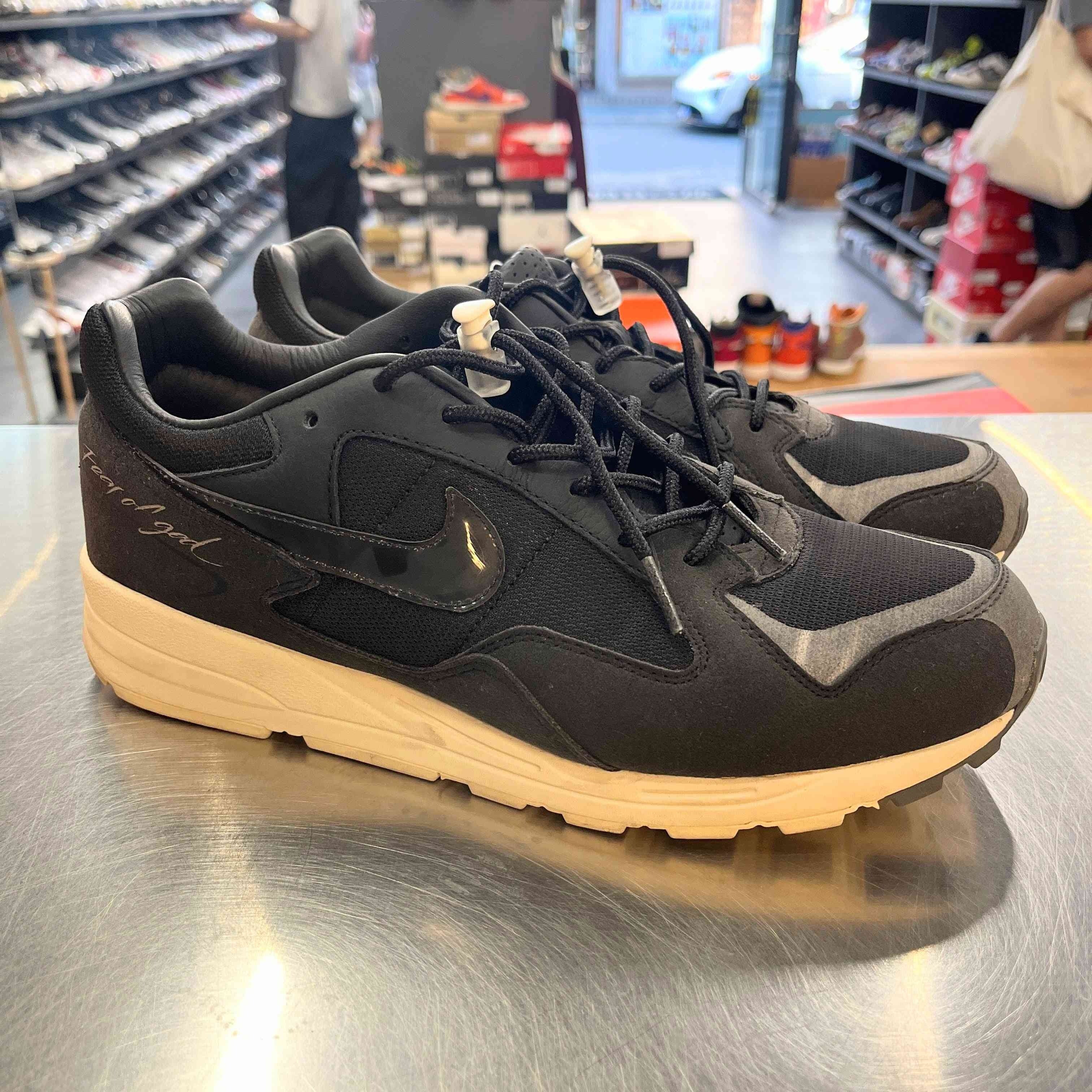【US9】 NIKE AIR SKYLON 2/FOG FEAR OF GOD BQ2752-001 【USED】