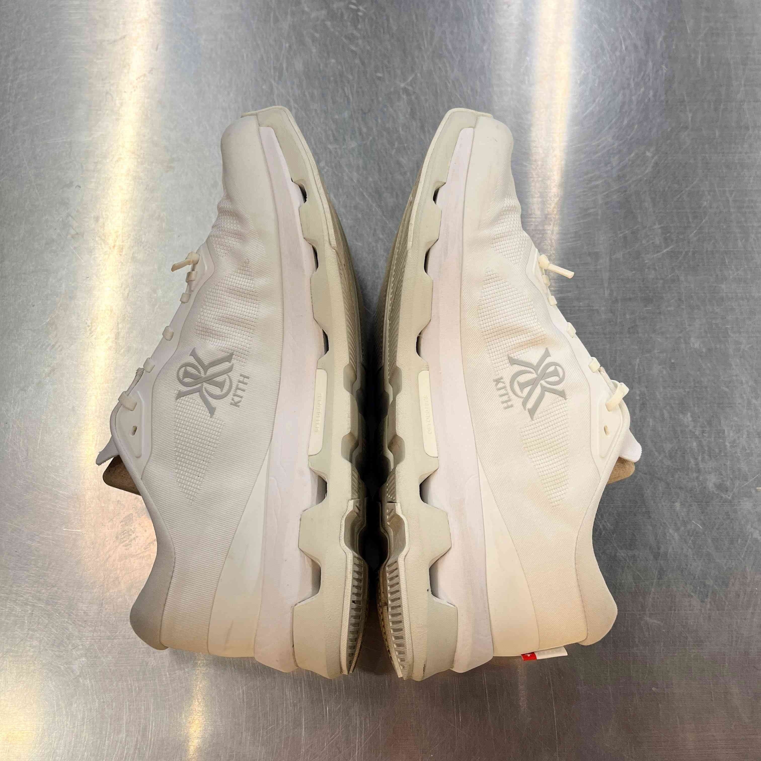 【US8.5】 ON CLOUDZONE KITH 3MF11130202 【USED】