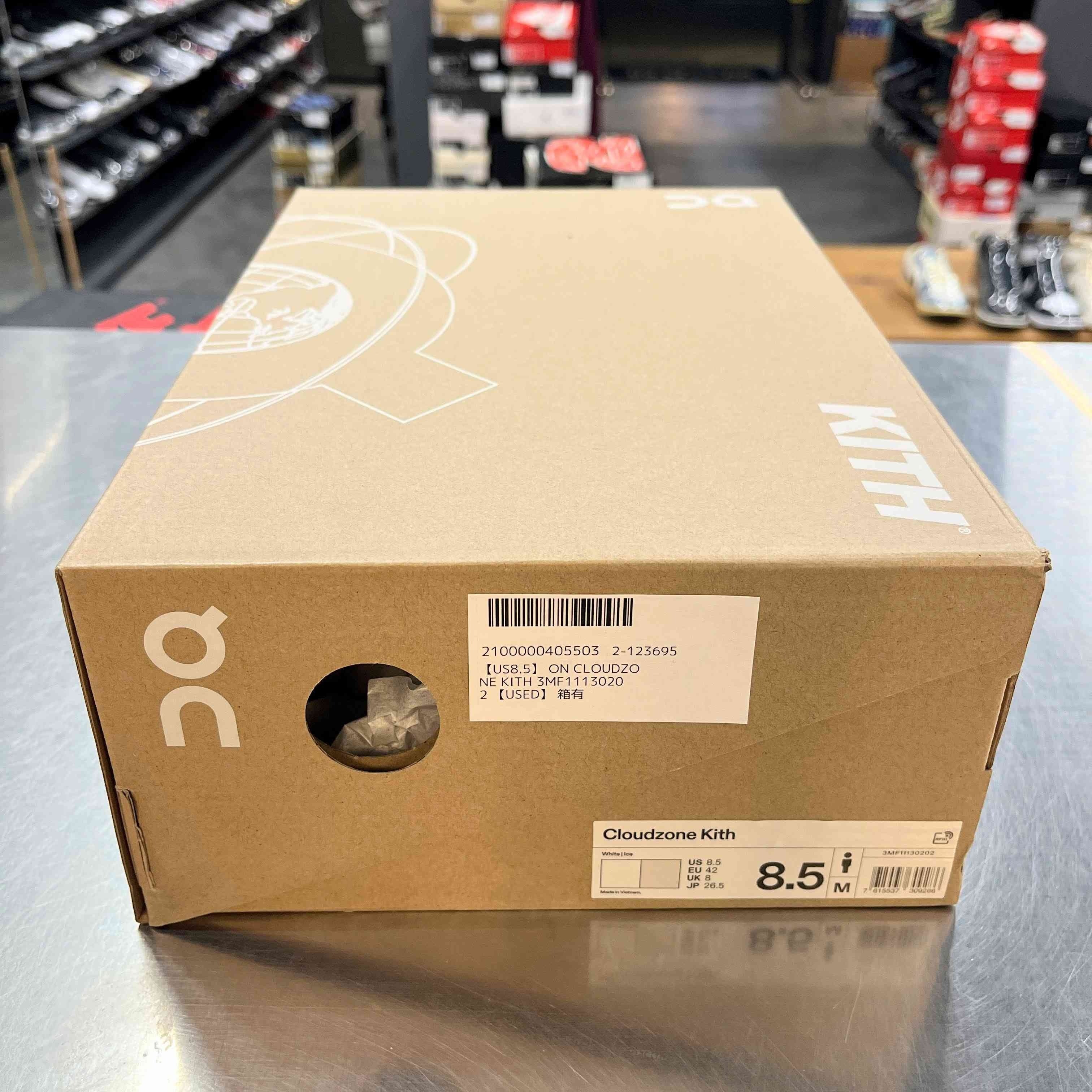 【US8.5】 ON CLOUDZONE KITH 3MF11130202 【USED】