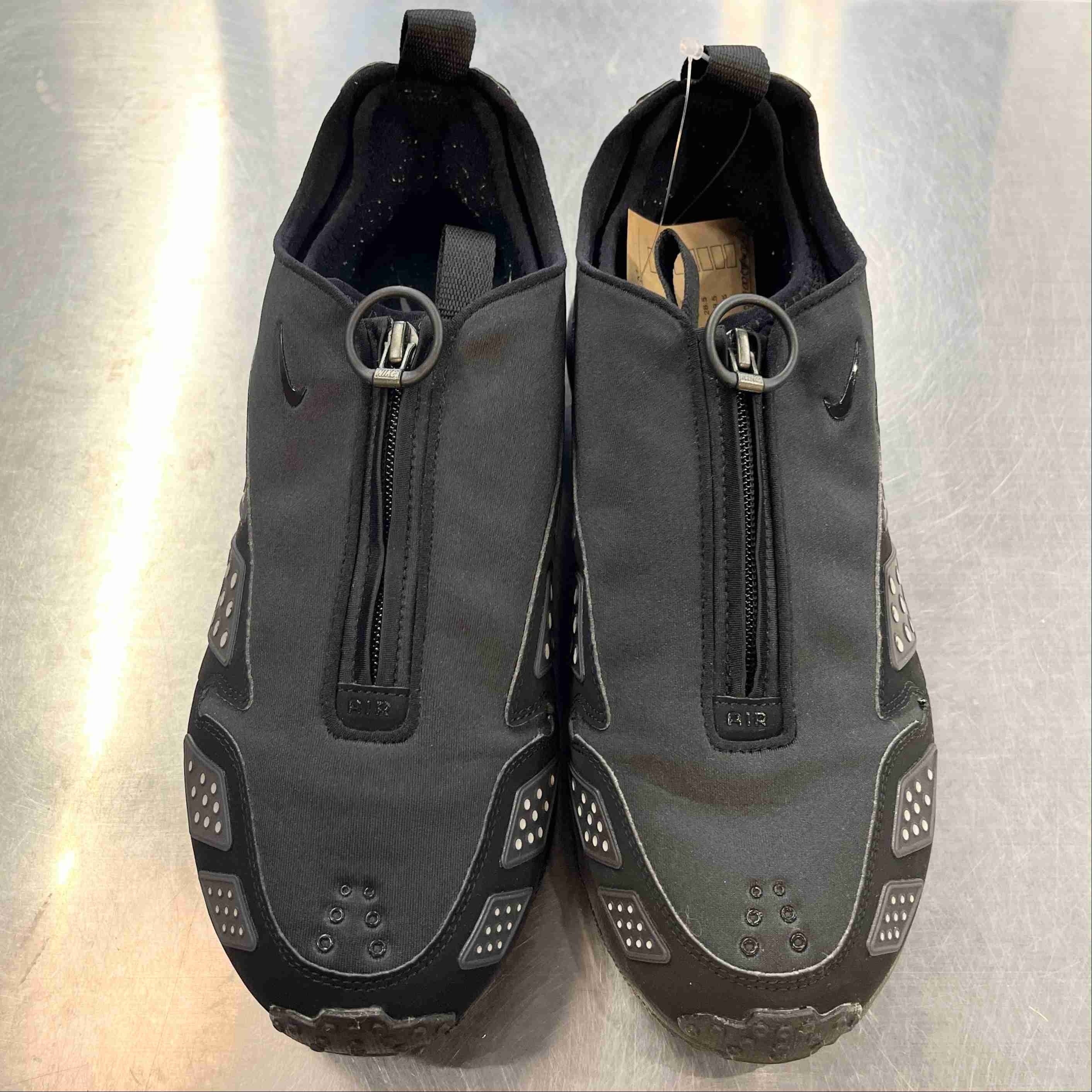 【W US11】 NIKE W AIR MAX SNDR FZ2068-001 【USED】