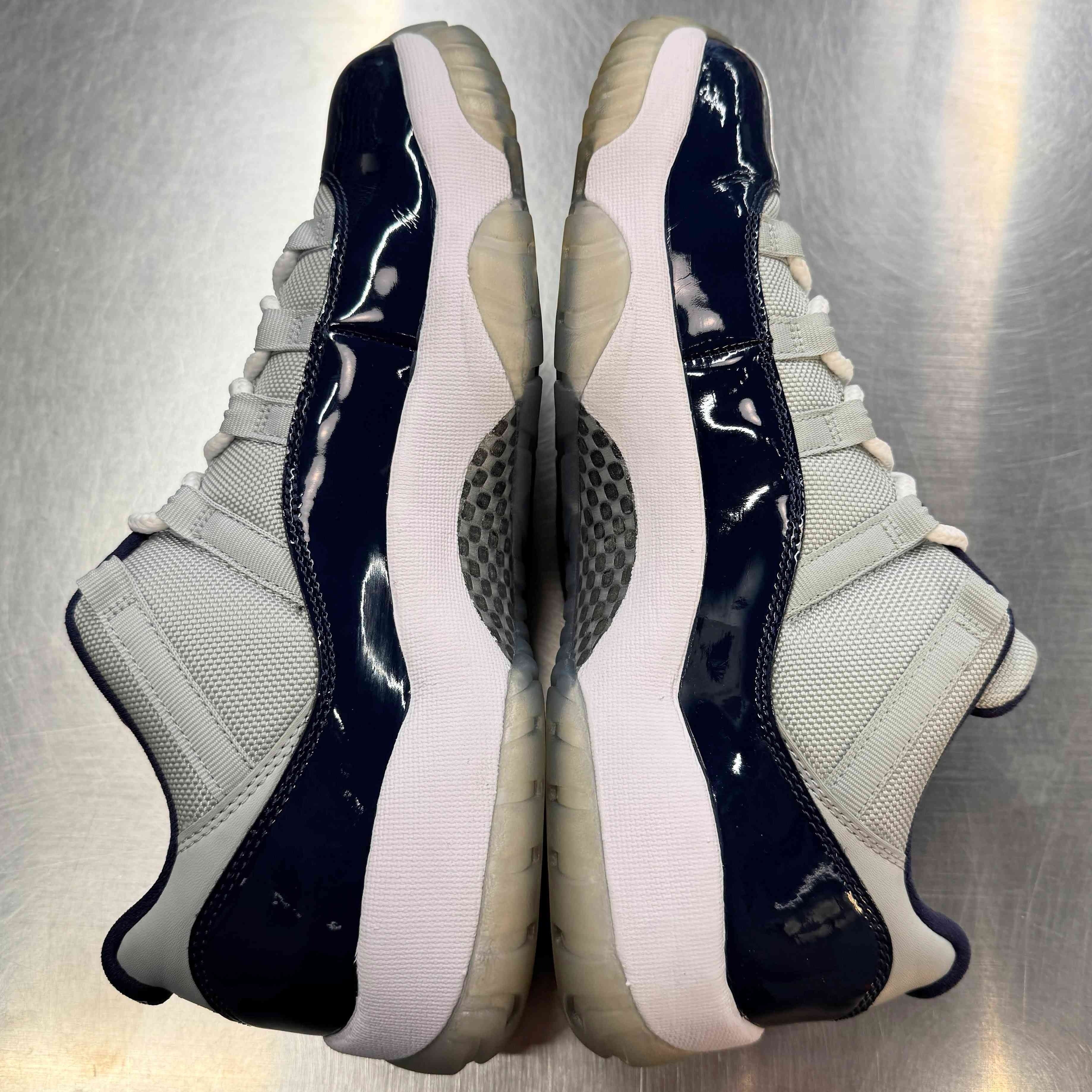 【US10.5】 AIR JORDAN 11 RETRO LOW Georgetown 528895-007 【USED】