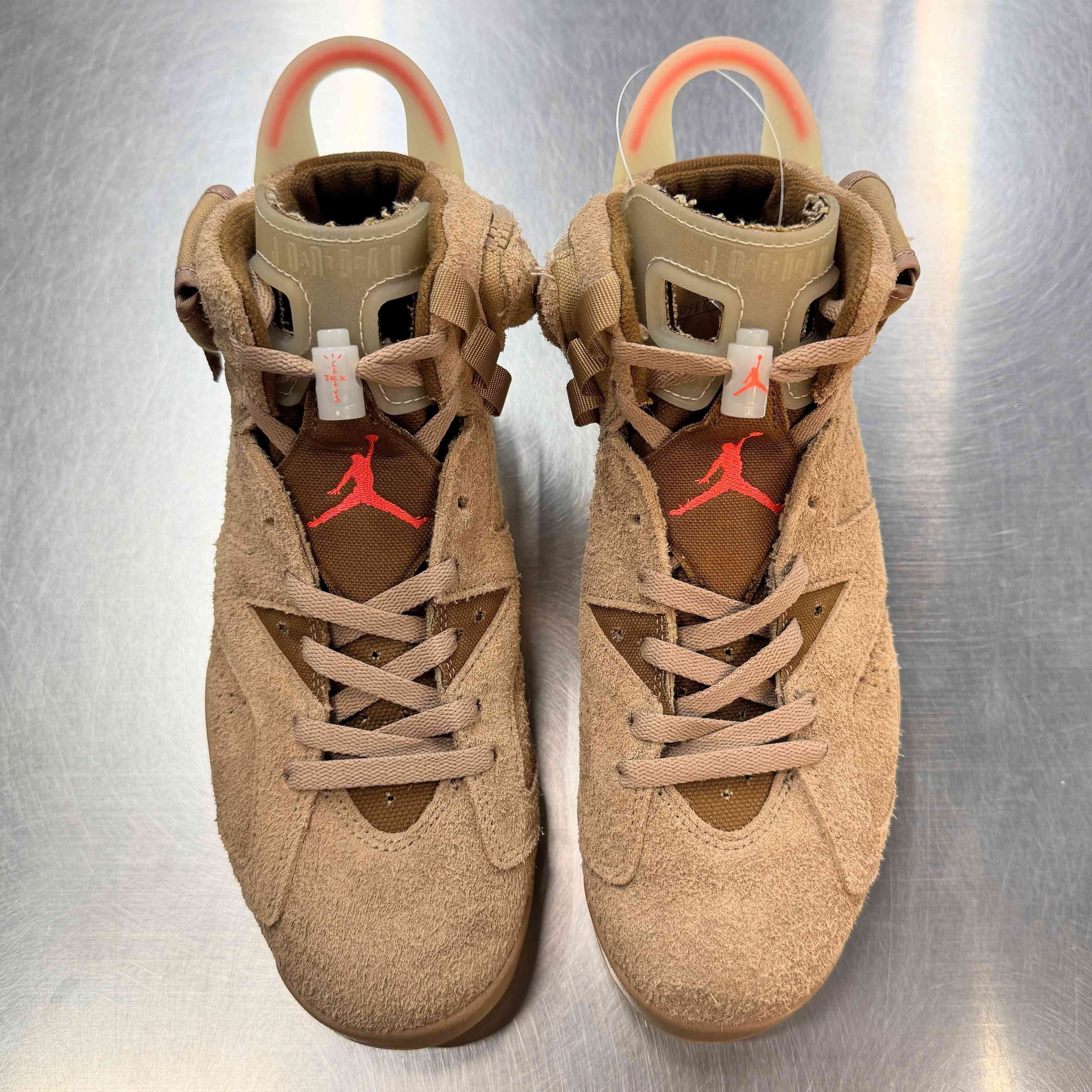 【US8】 AIR JORDAN 6 RETRO TRAVIS SCOTT DH0690-200 【USED】
