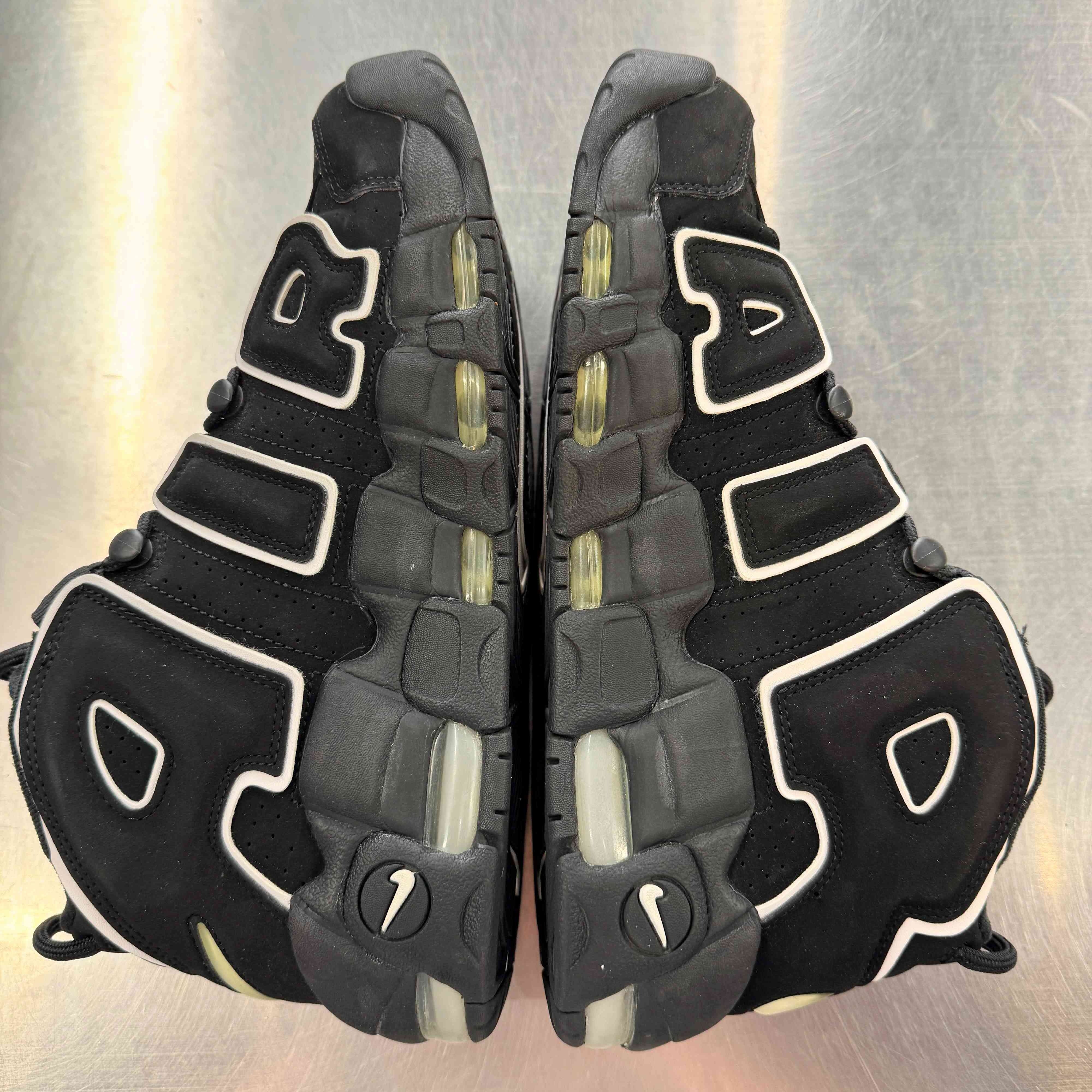 【US9.5】 NIKE AIR MORE UPTEMPO 414962-002 【USED】