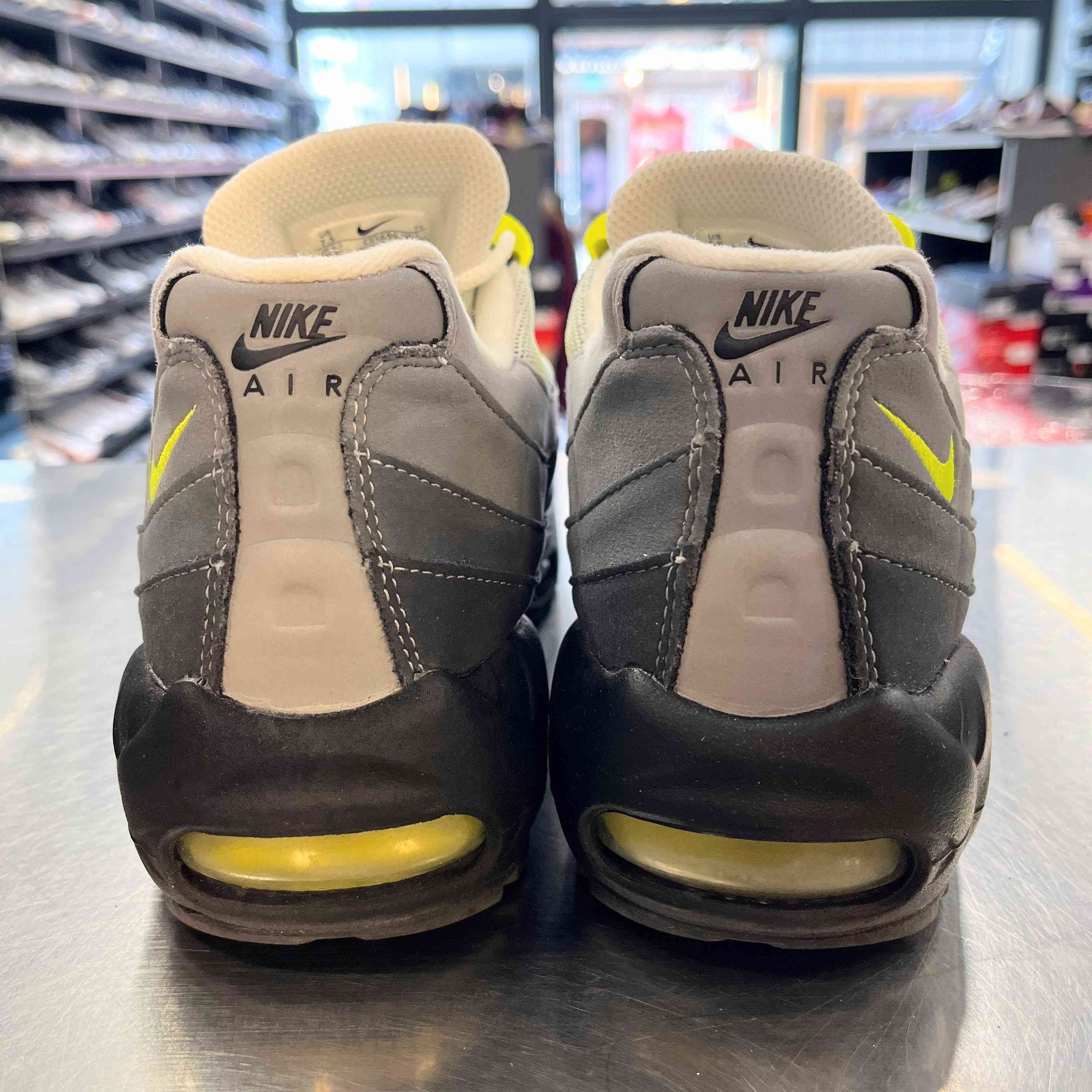 【US7.5】 NIKE AIR MAX 95 OG CT1689-001 【USED】