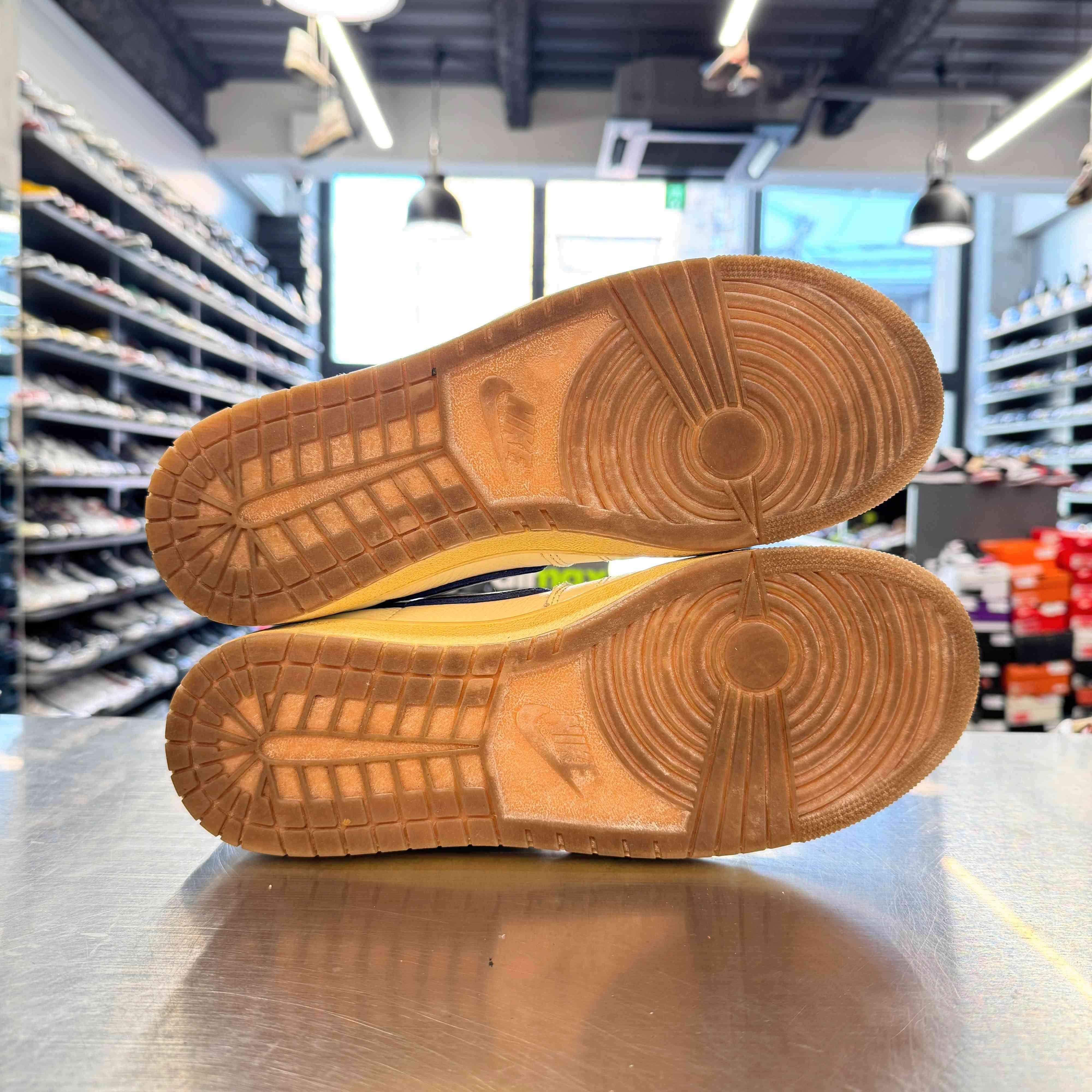 【US10.5】 JORDAN AIR SHIP PE AWAKE FN8675-104 【USED】
