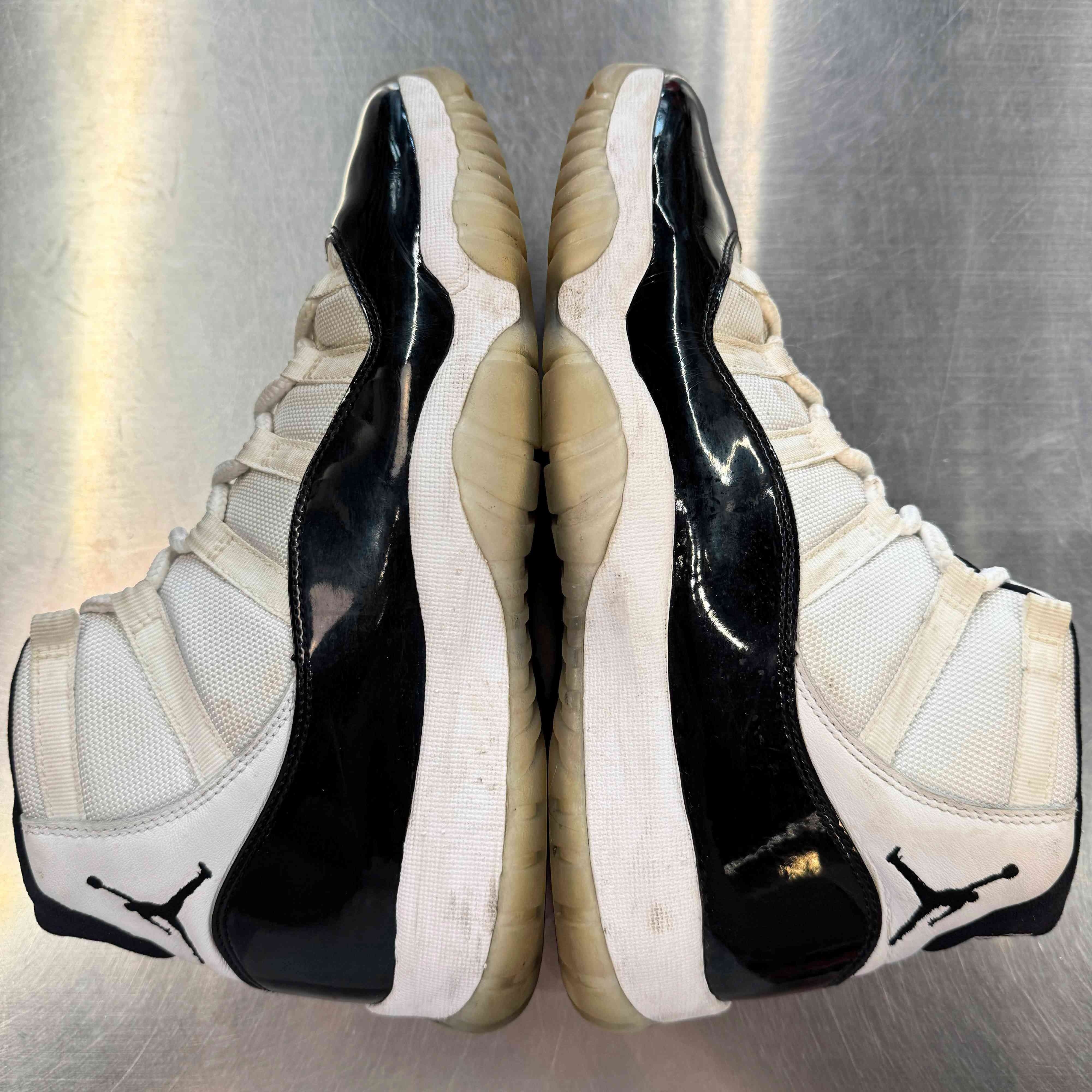 【US10】 AIR JORDAN 11 RETRO CONCORD 378037-100 【USED】