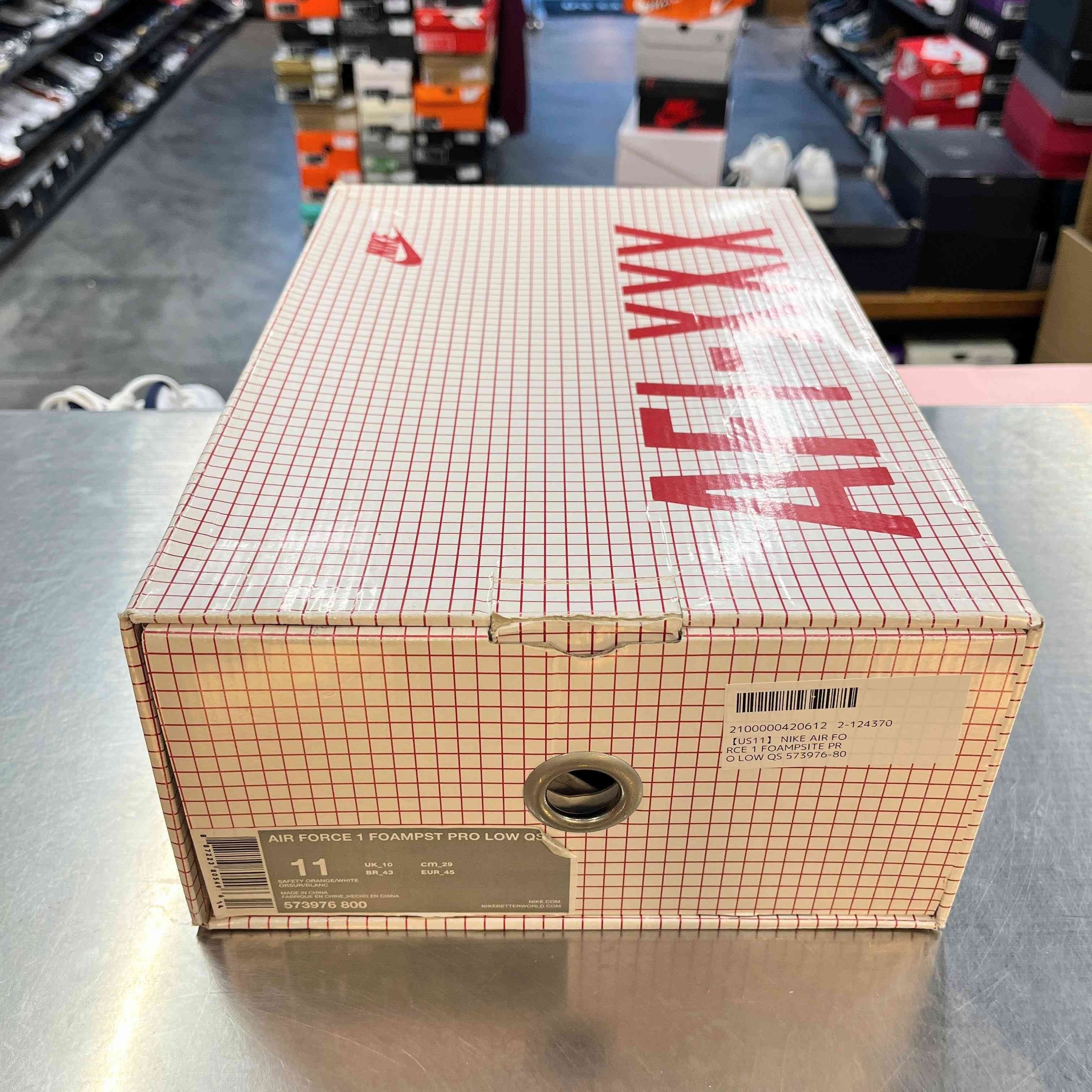 【US11】 NIKE AIR FORCE 1 FOAMPSITE PRO LOW QS 573976-800 【USED】