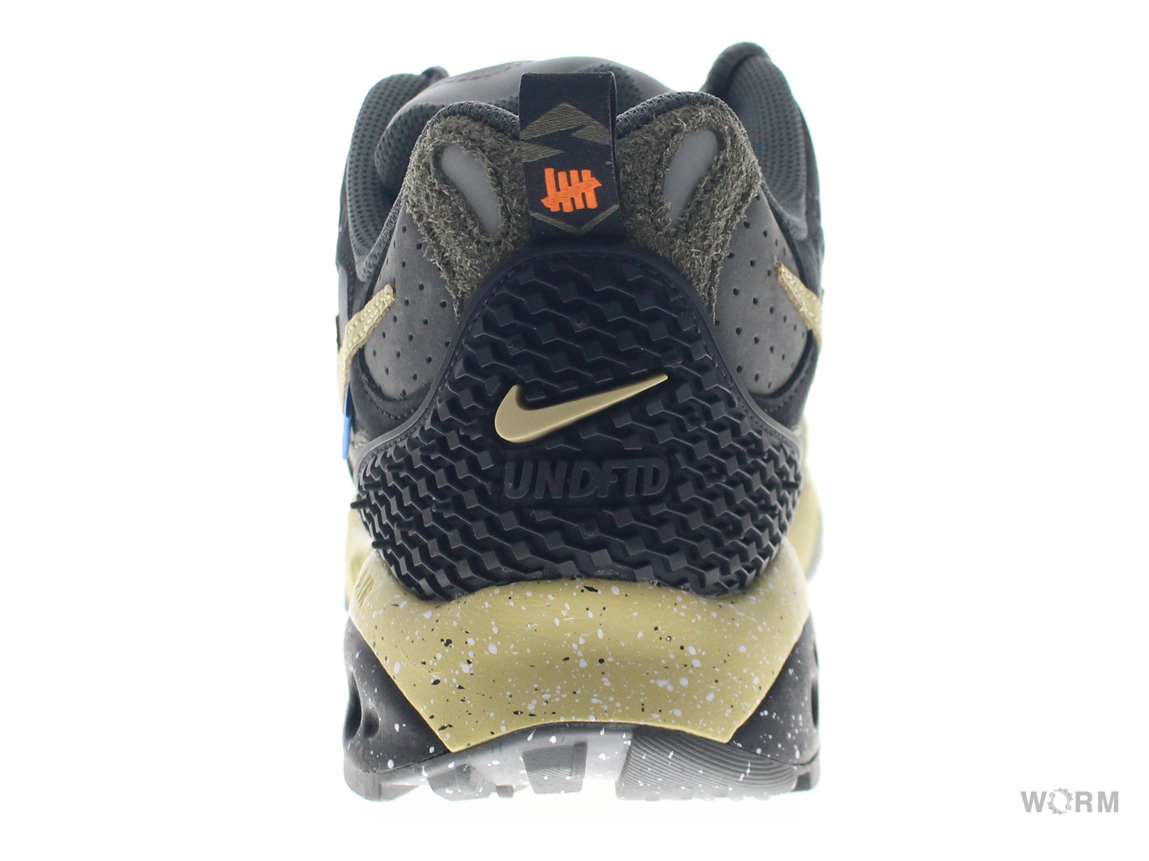 【US9】 NIKE AIR TERRA HUMARA UNDEFEATED FN7546-300 【DS】