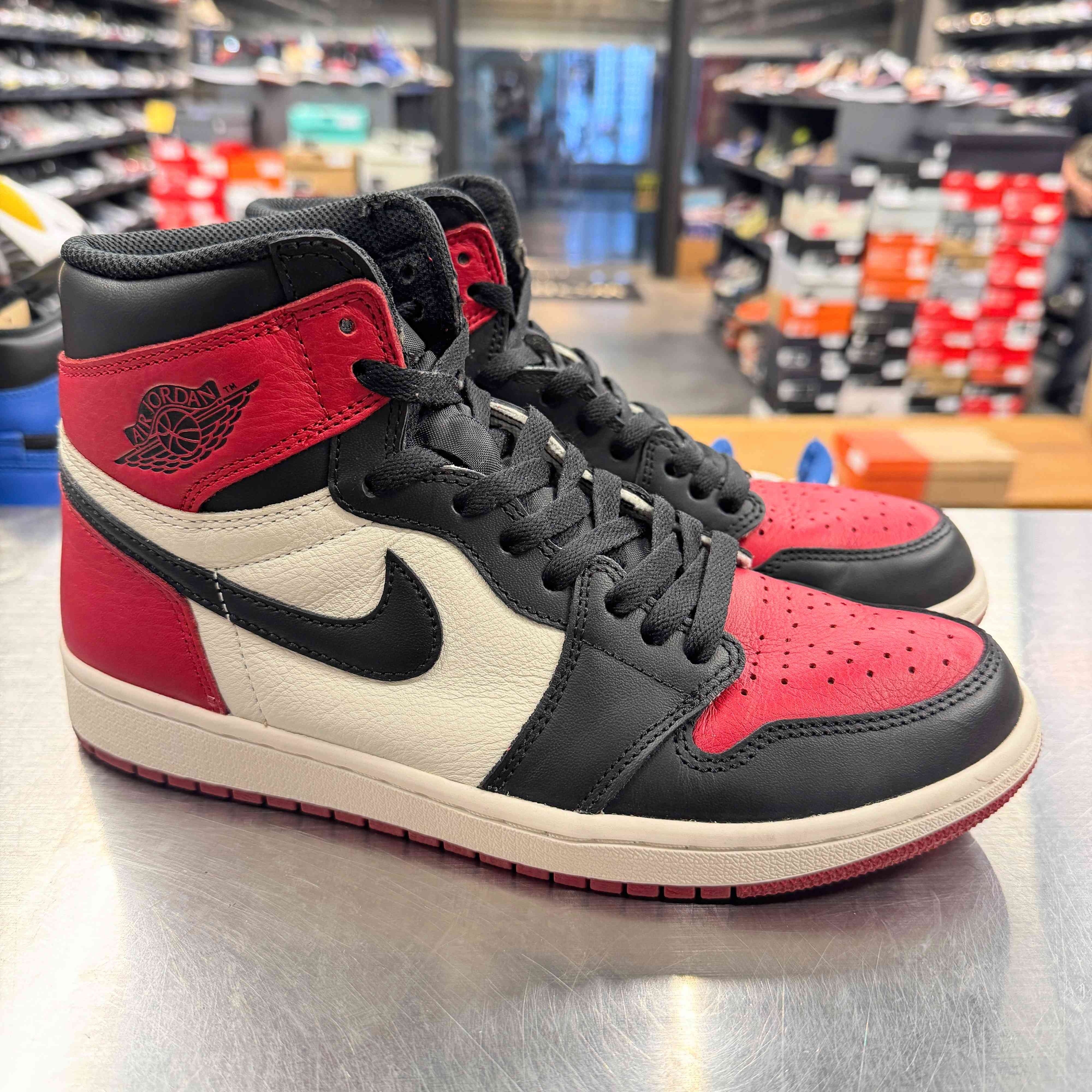 【US8.5】 AIR JORDAN 1 RETRO HIGH OG 555088-610 【USED】