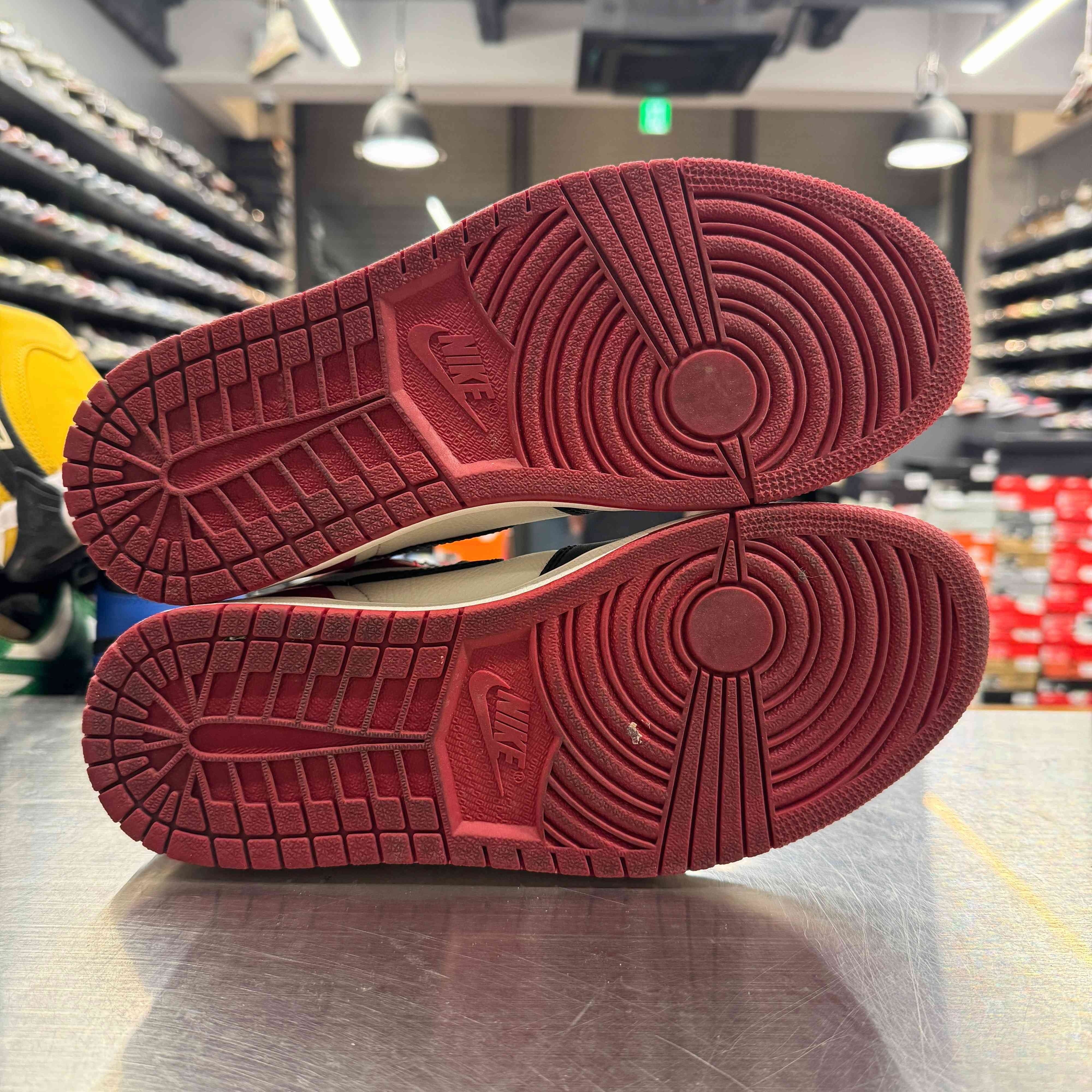 【US8.5】 AIR JORDAN 1 RETRO HIGH OG 555088-610 【USED】