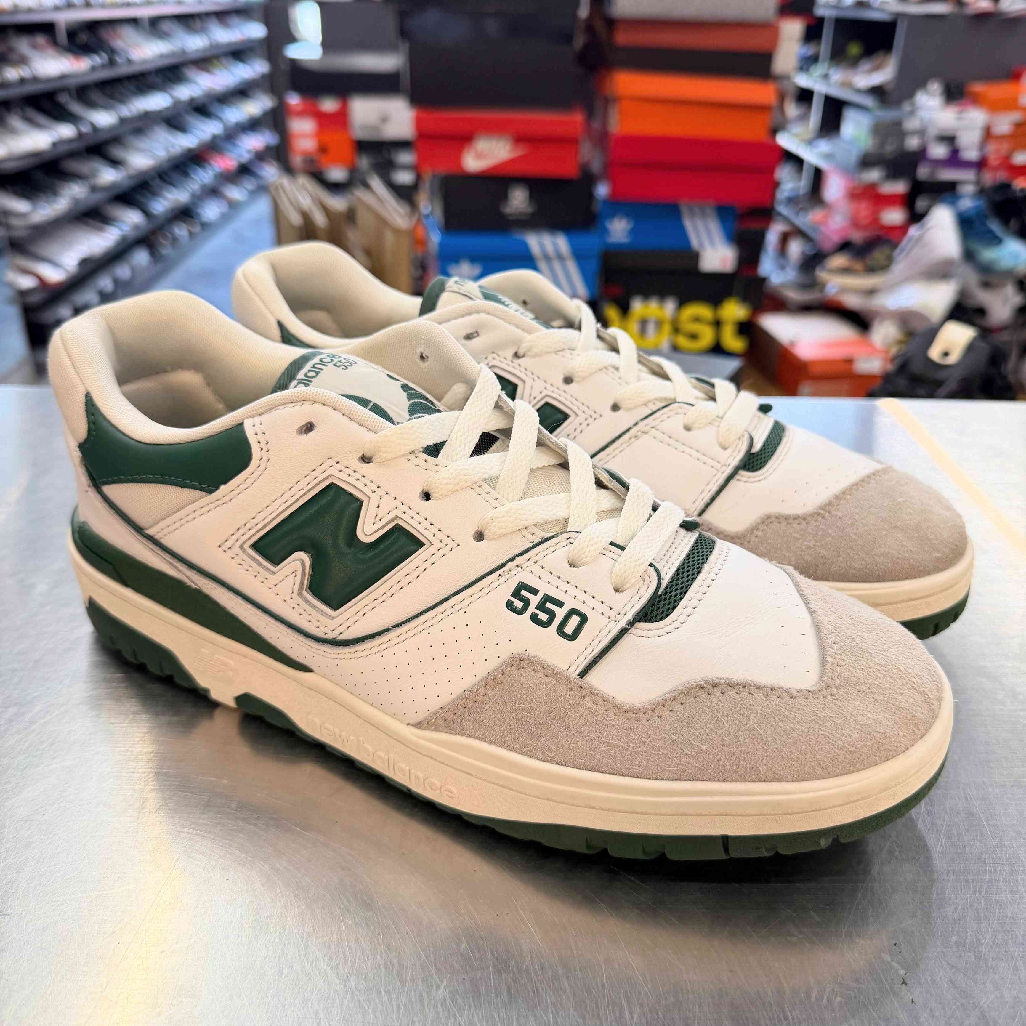 【US10.5】 New Balance BB550WT1 【USED】