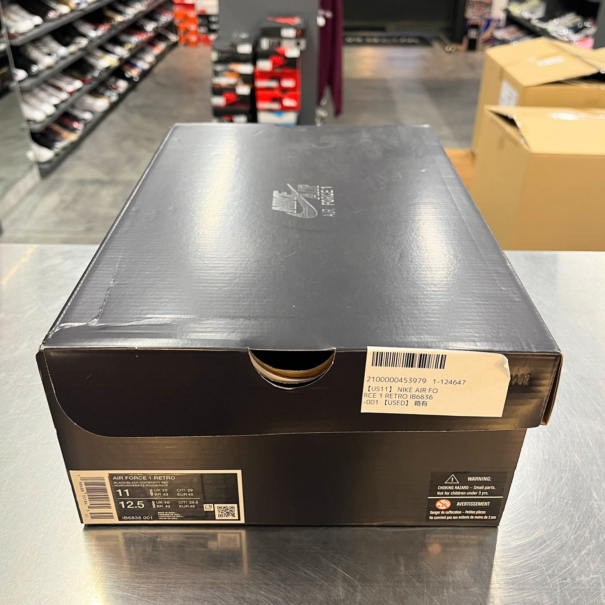 【US11】 NIKE AIR FORCE 1 RETRO IB6836-001 【USED】
