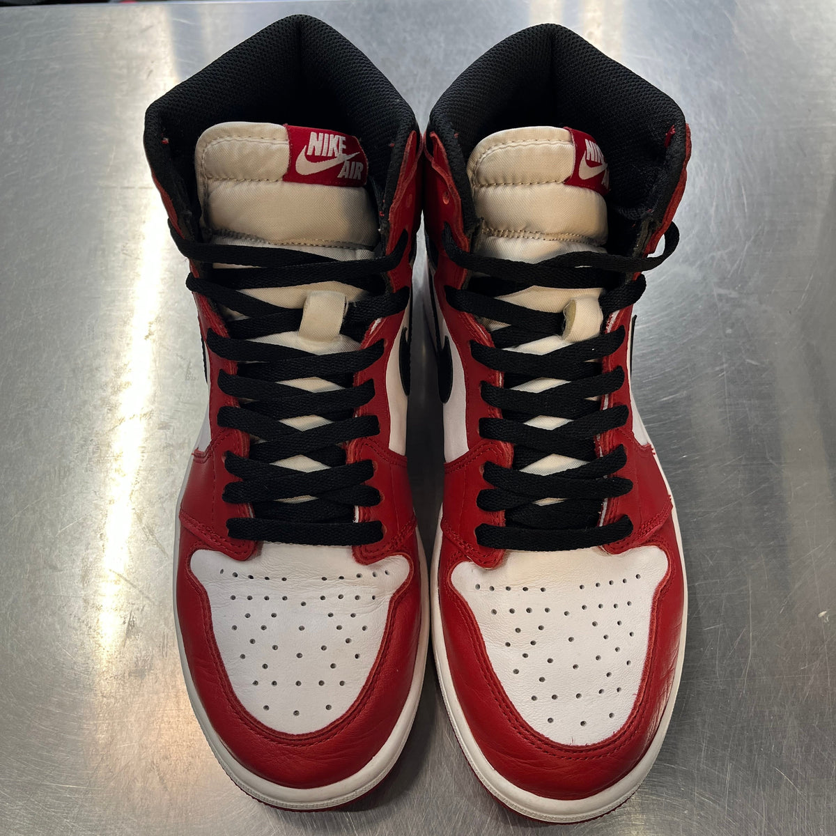 【US10.5】 AIR JORDAN 1 RETRO HIGH OG CHICAGO 555088-101 【USED】