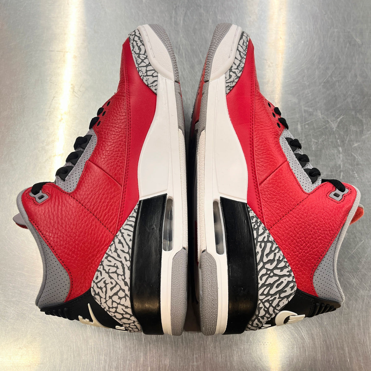 【US12】 AIR JORDAN 3 RETRO CK5692-600 【USED】