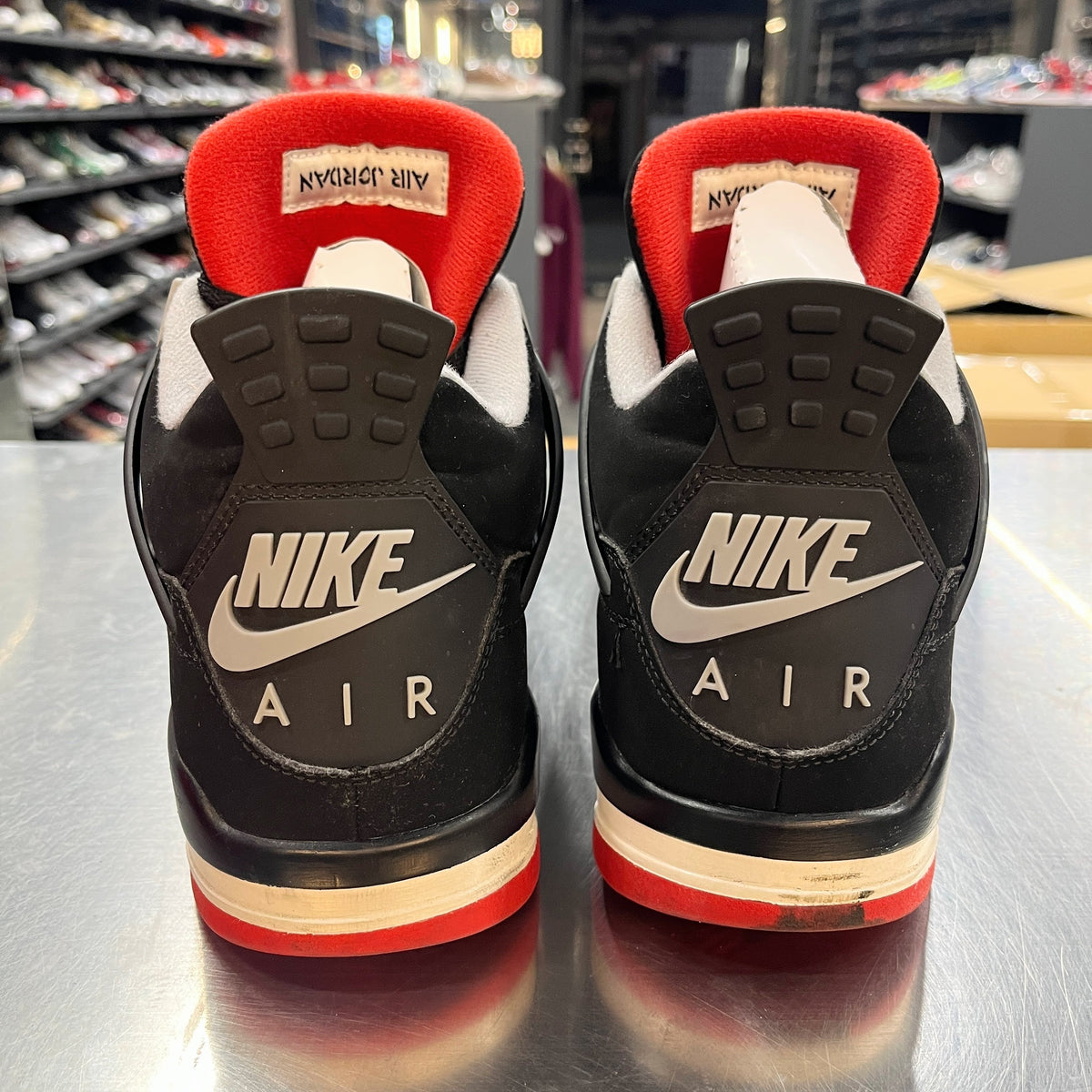 【US10】 AIR JORDAN 4 RETRO BRED 308497-060 【USED】