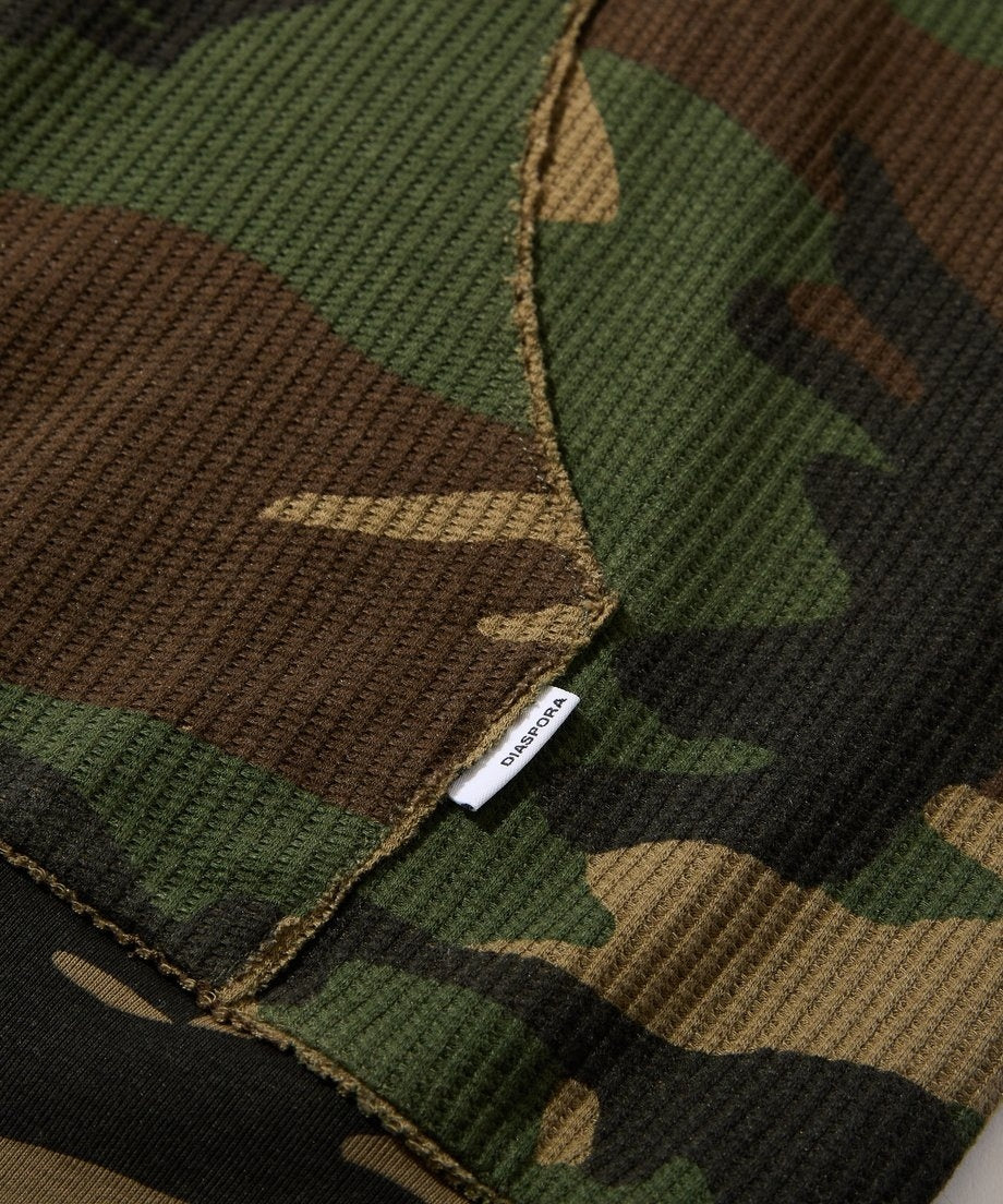 Diaspora skateboards Dry Waffle Full Zip Hoodie Woodland Camo L