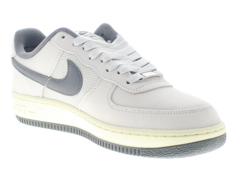 【US9.5】 NIKE SB SB AIR FORCE 1 YUTO IO8439-100 【DS】