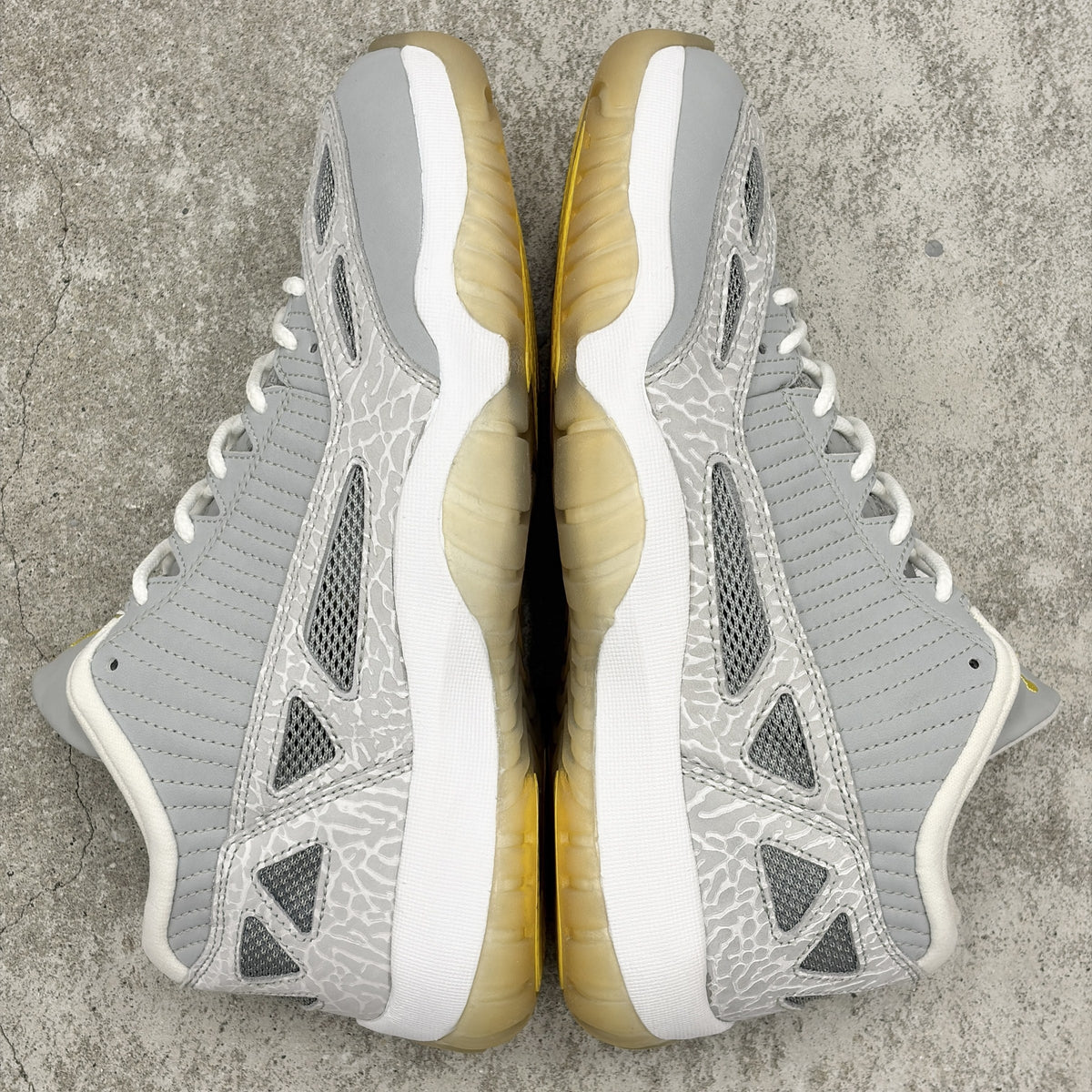 【US9】 AIR JORDAN 11 RETRO LOW 306008-072 【DS】