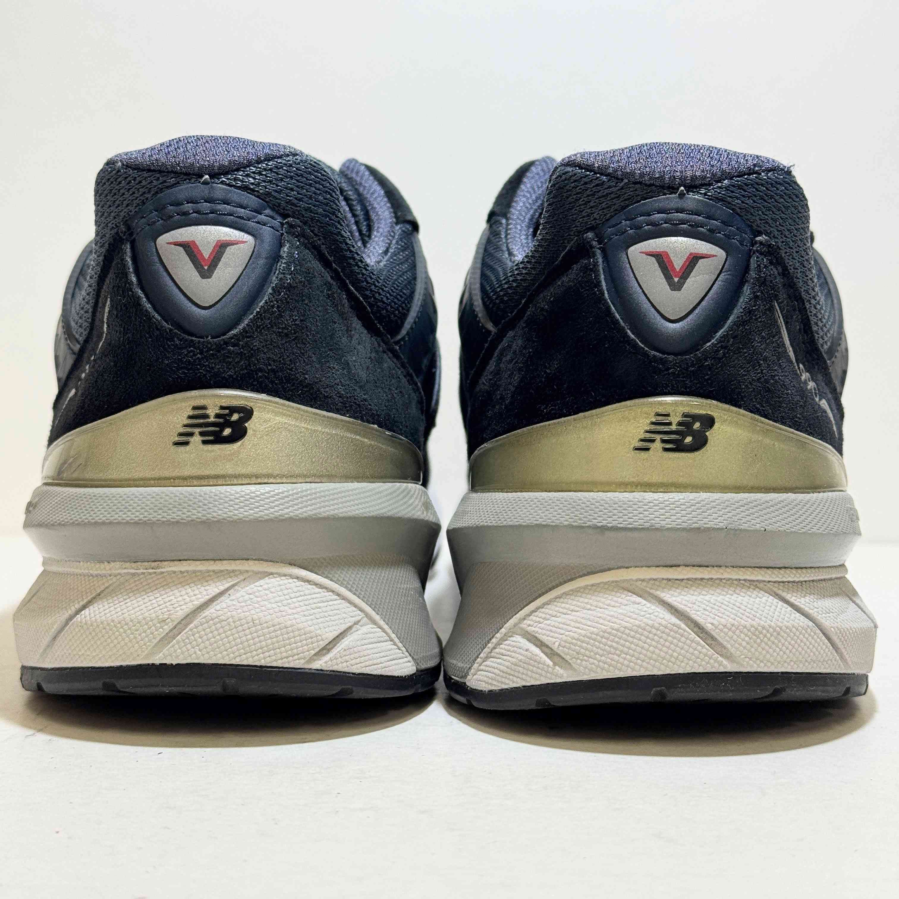 【US10.5】 NEW BALANCE M990NV5 【USED】