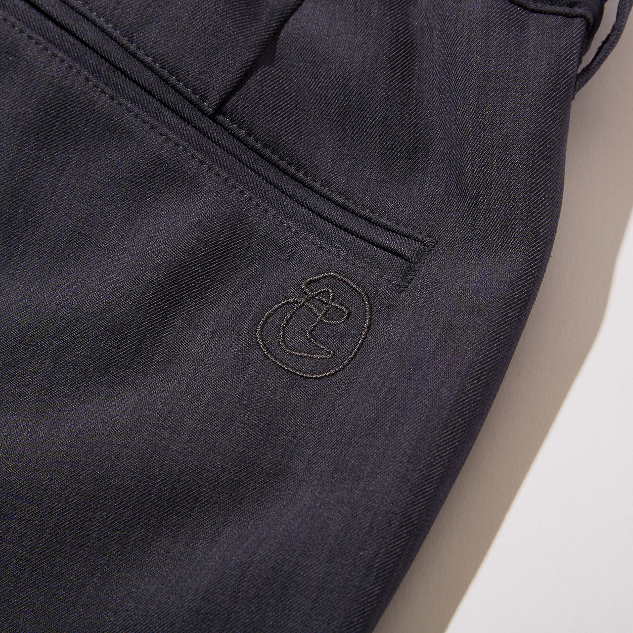 Diaspora skateboards Backroom Slacks Grey Navy XL | WORM