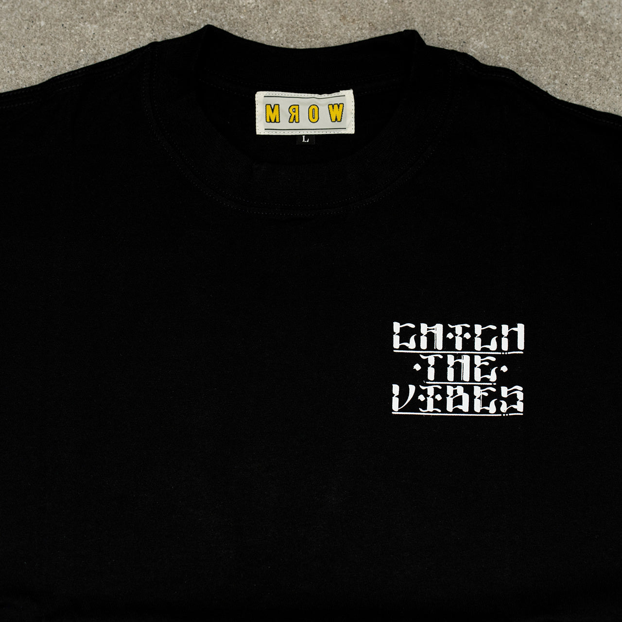 WORM OSK CATCH THE VIBES TEE Black M