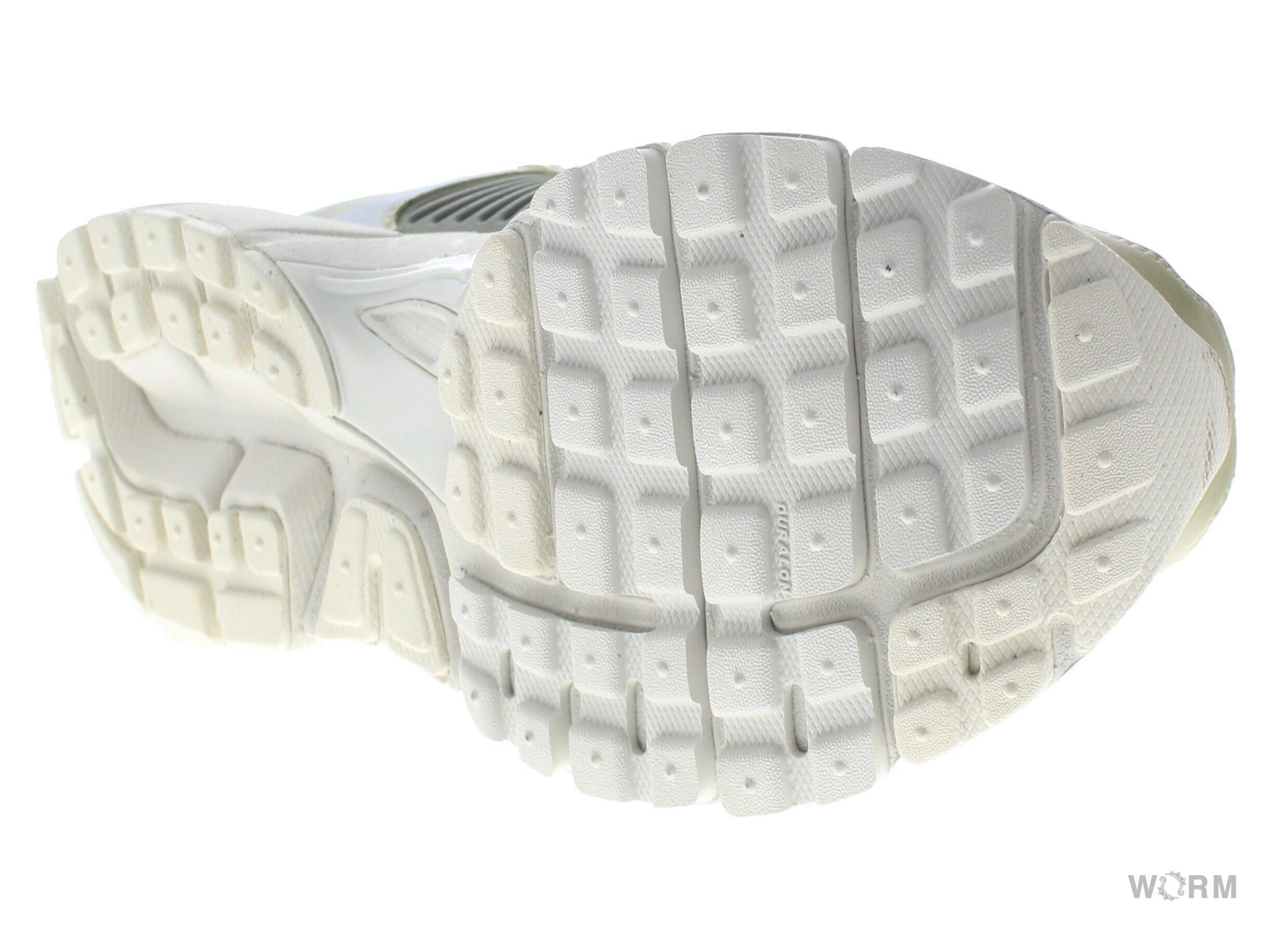 【US10.5】 NIKE ZOOM VOMERO 5 FJ1915-200 【DS】