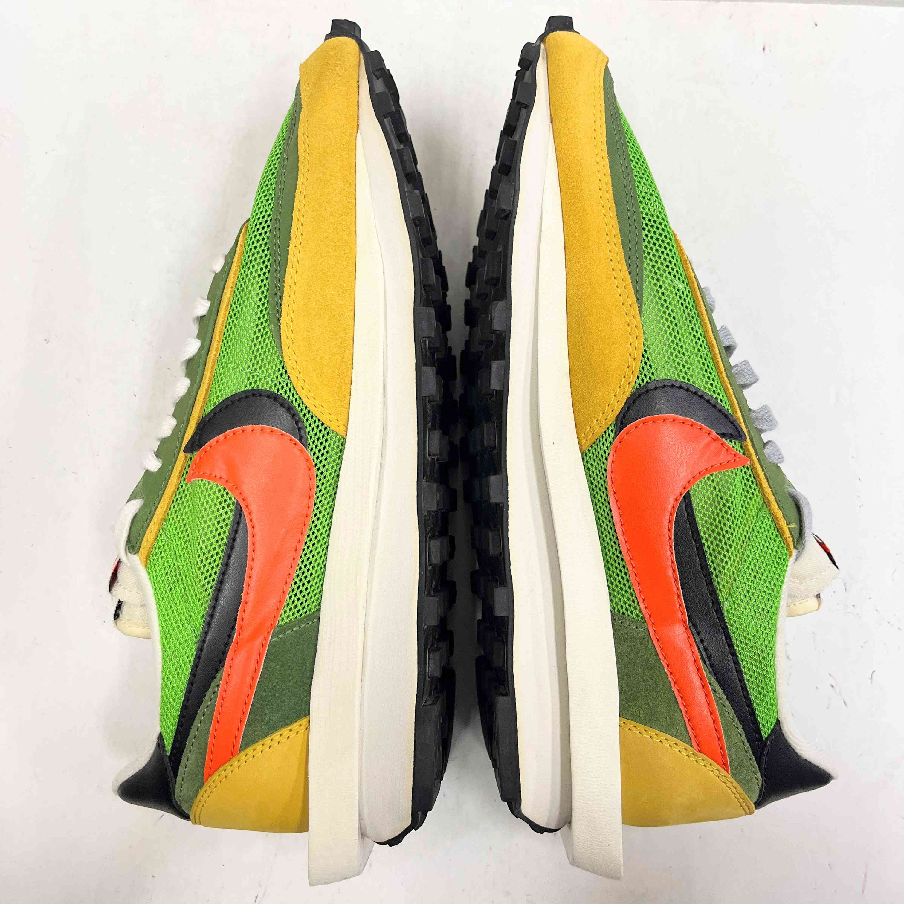 【US9】 NIKE LDWAFFLE / SACAI BV0073-300 【USED】