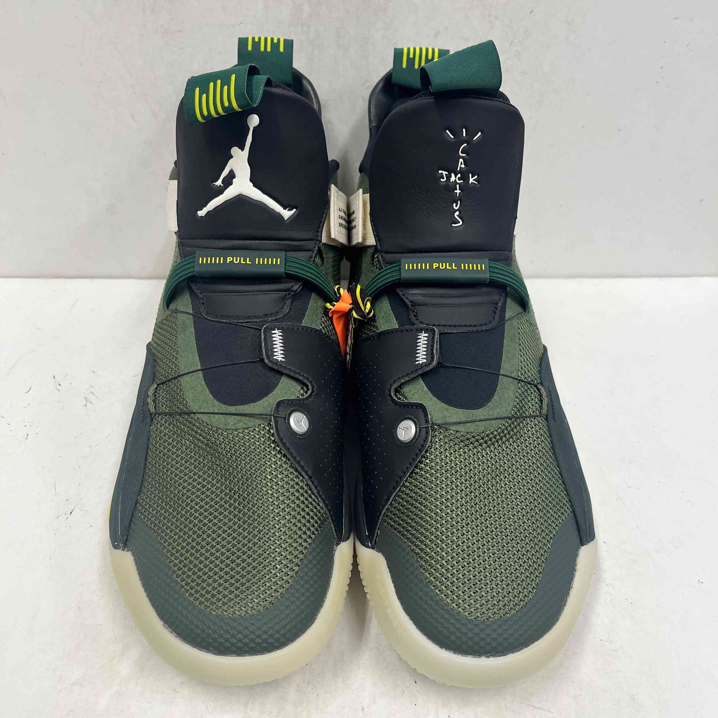 【US10】 AIR JORDAN 33 NRG TRAVIS SCOTT CD5965-300 【USED】