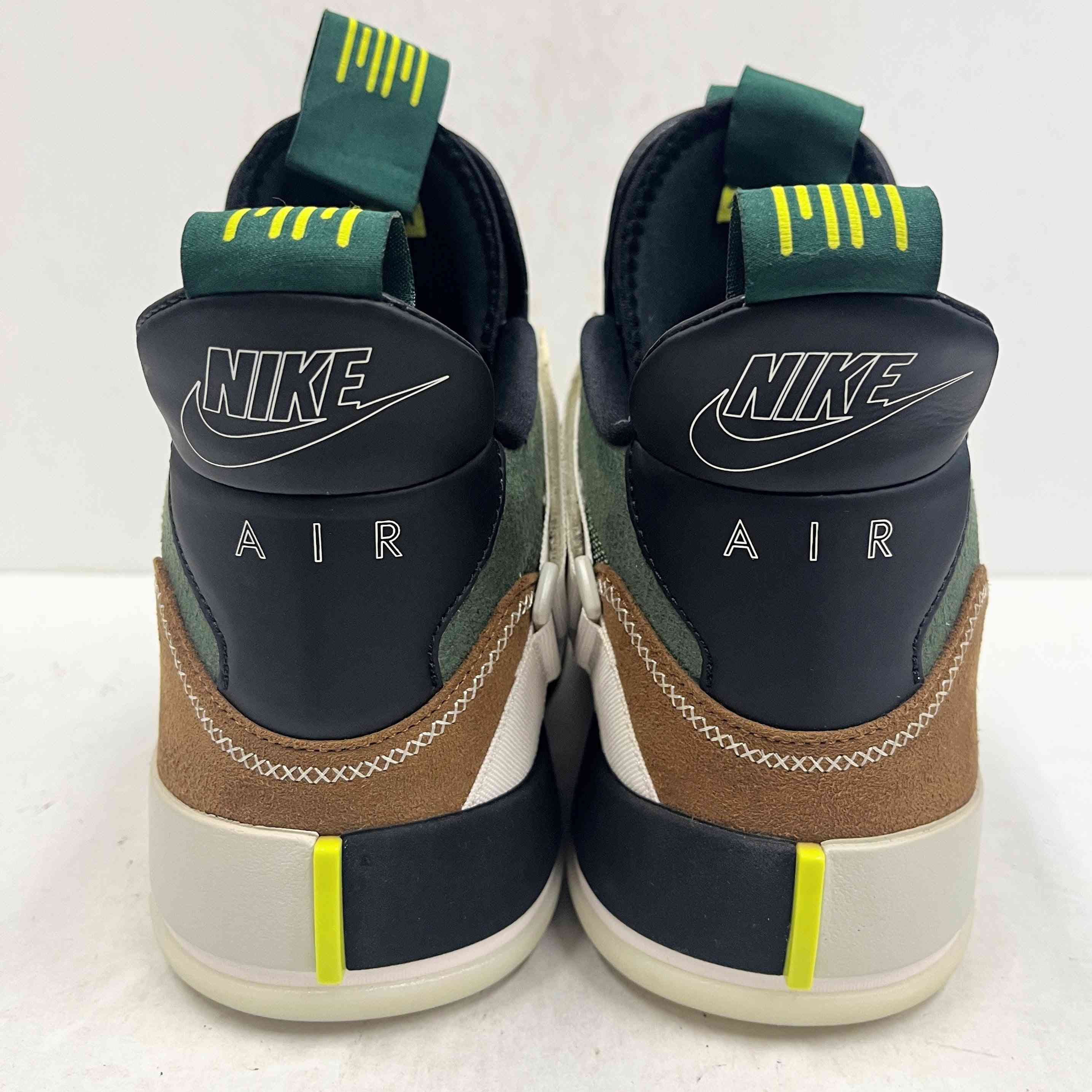 【US10】 AIR JORDAN 33 NRG TRAVIS SCOTT CD5965-300 【USED】