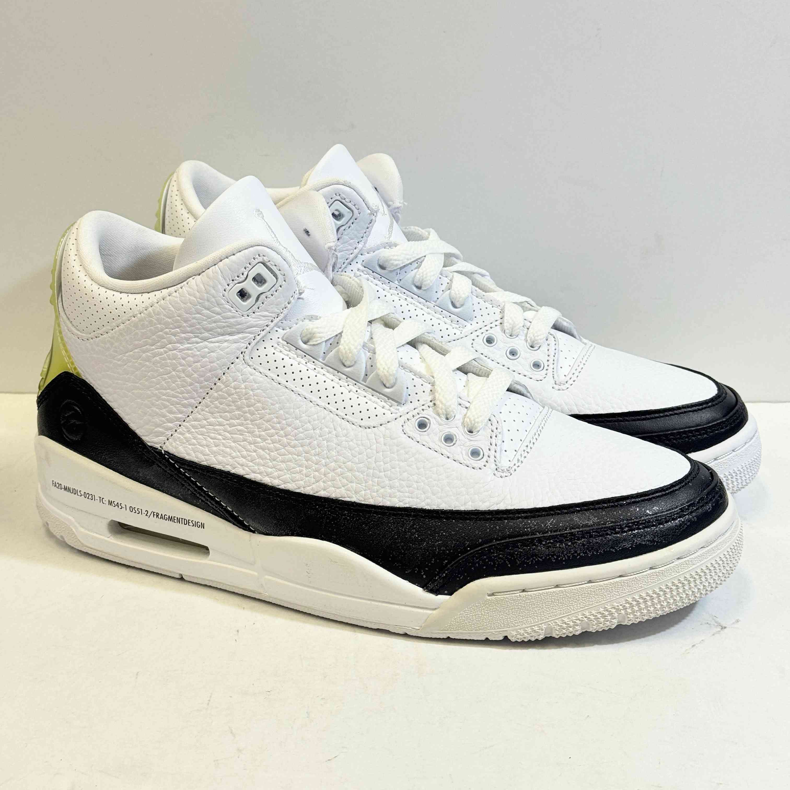 【US9】 AIR JORDAN 3 RETRO SP FRAGMENT DESIGN DA3595-100 【USED】