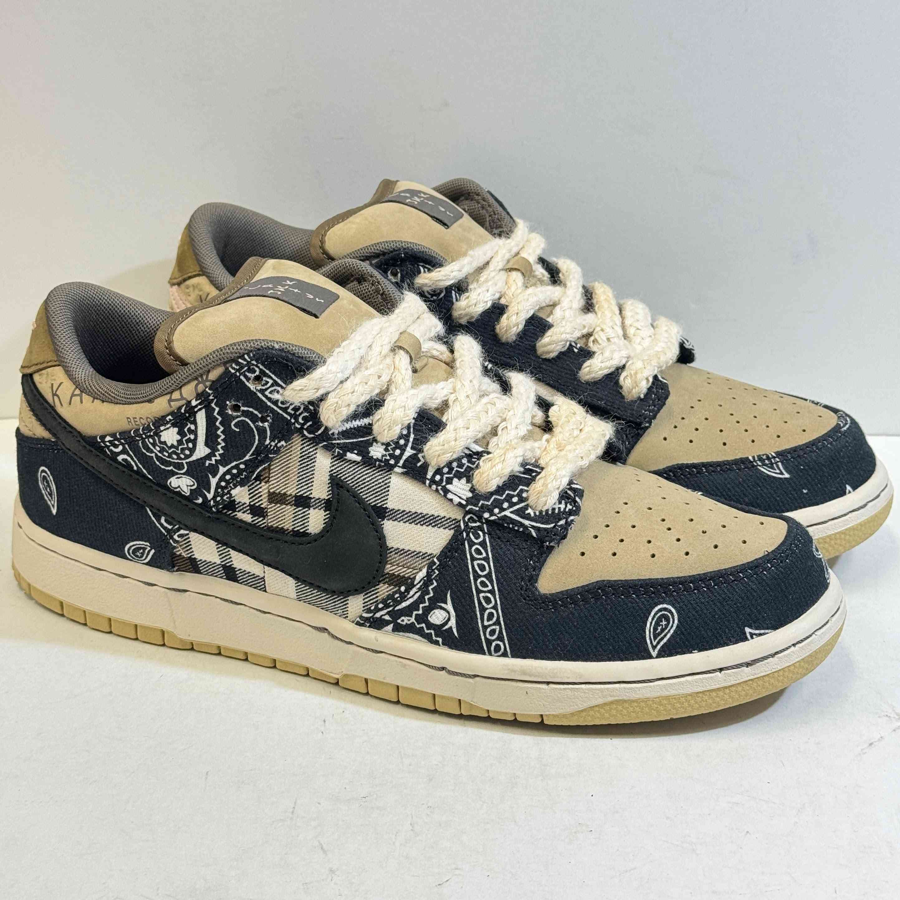 【US9】 NIKE SB SB DUNK LOW PRM QS TRAVIS SCOTT CT5053-001 【USED】